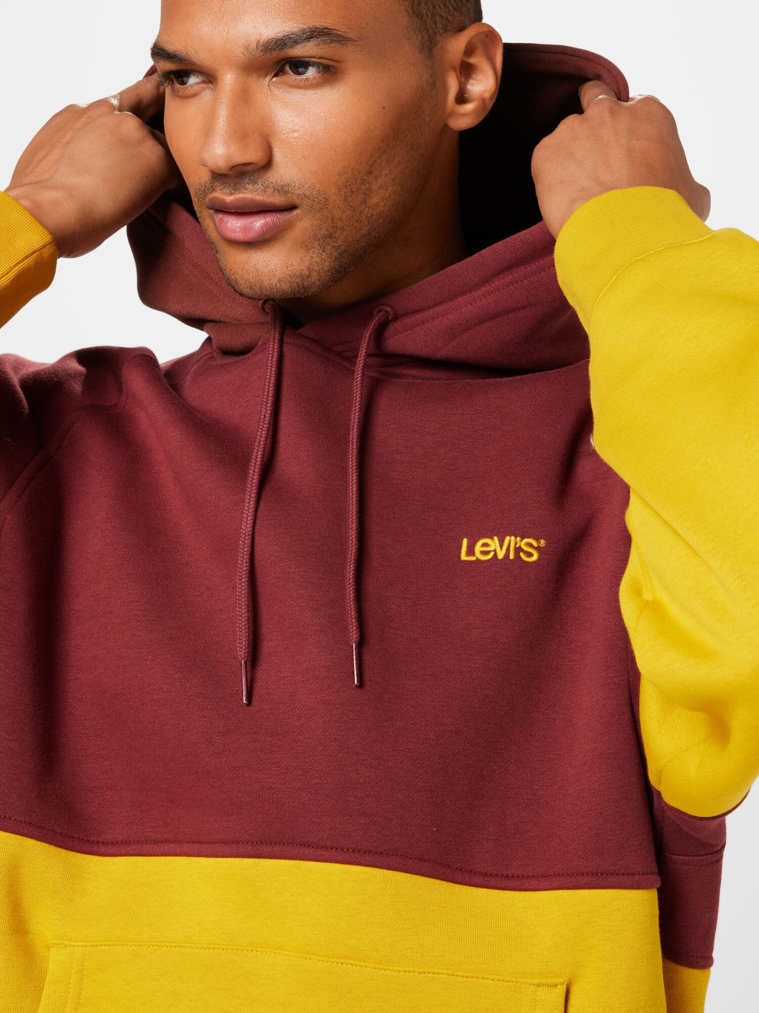 LEVI'S Majica 'VARSITY HOODIE MULTI-COLOR' rumena / bordo - Pepit.si