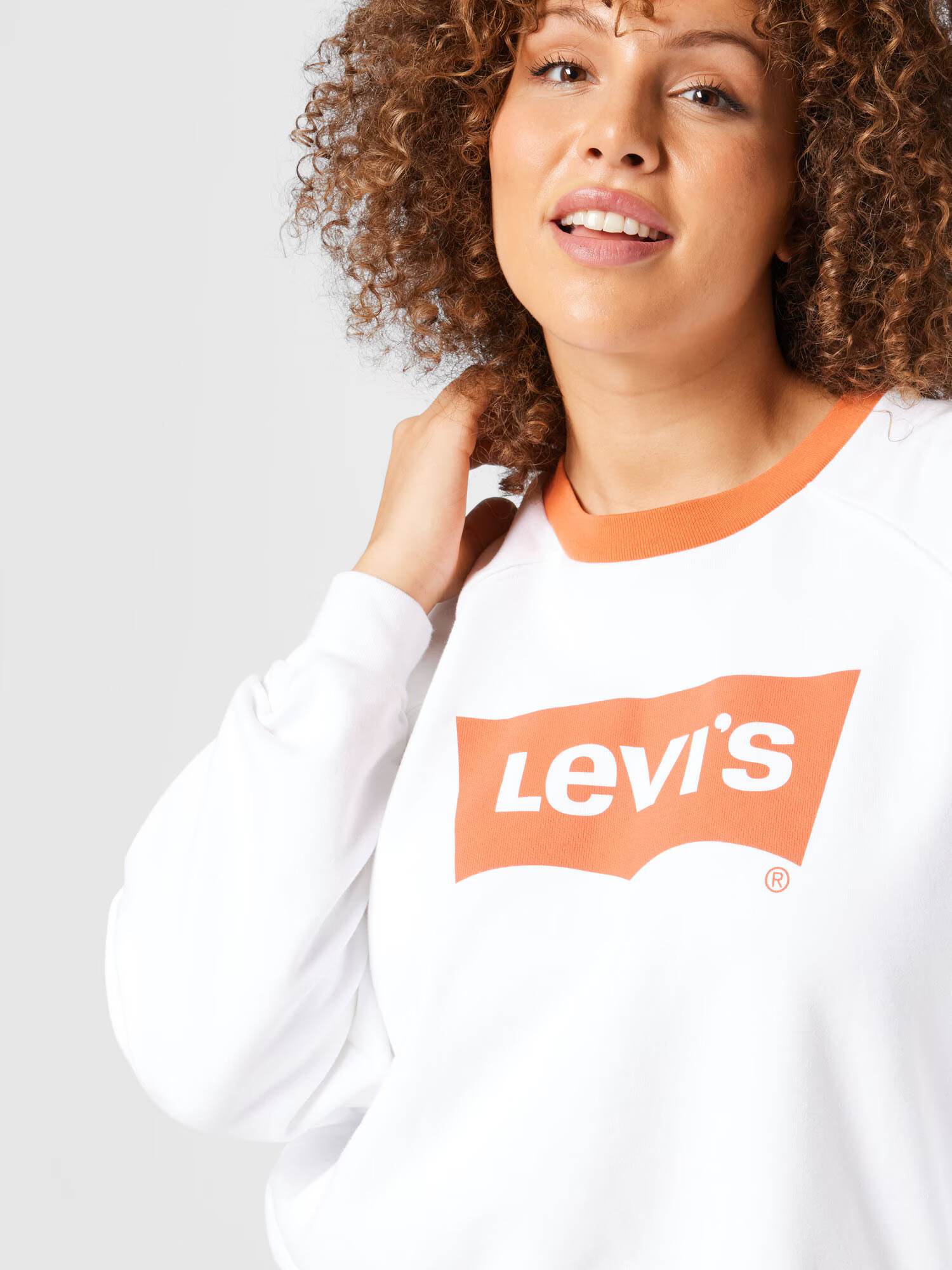 Levi's® Plus Majica 'PL VINTAGE RAGLAN CREW NEUTRALS' oranžna / bela - Pepit.si