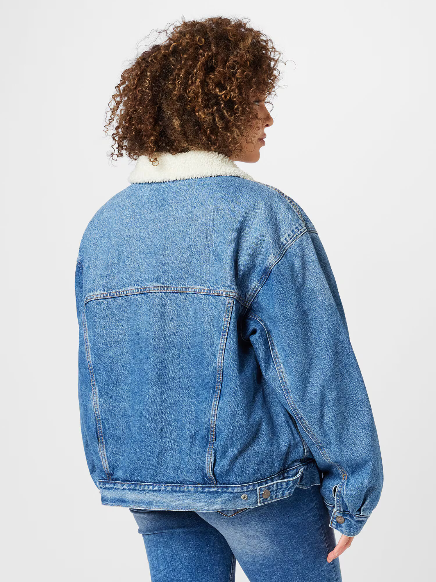 Levi's® Plus Prehodna jakna moder denim / bela - Pepit.si