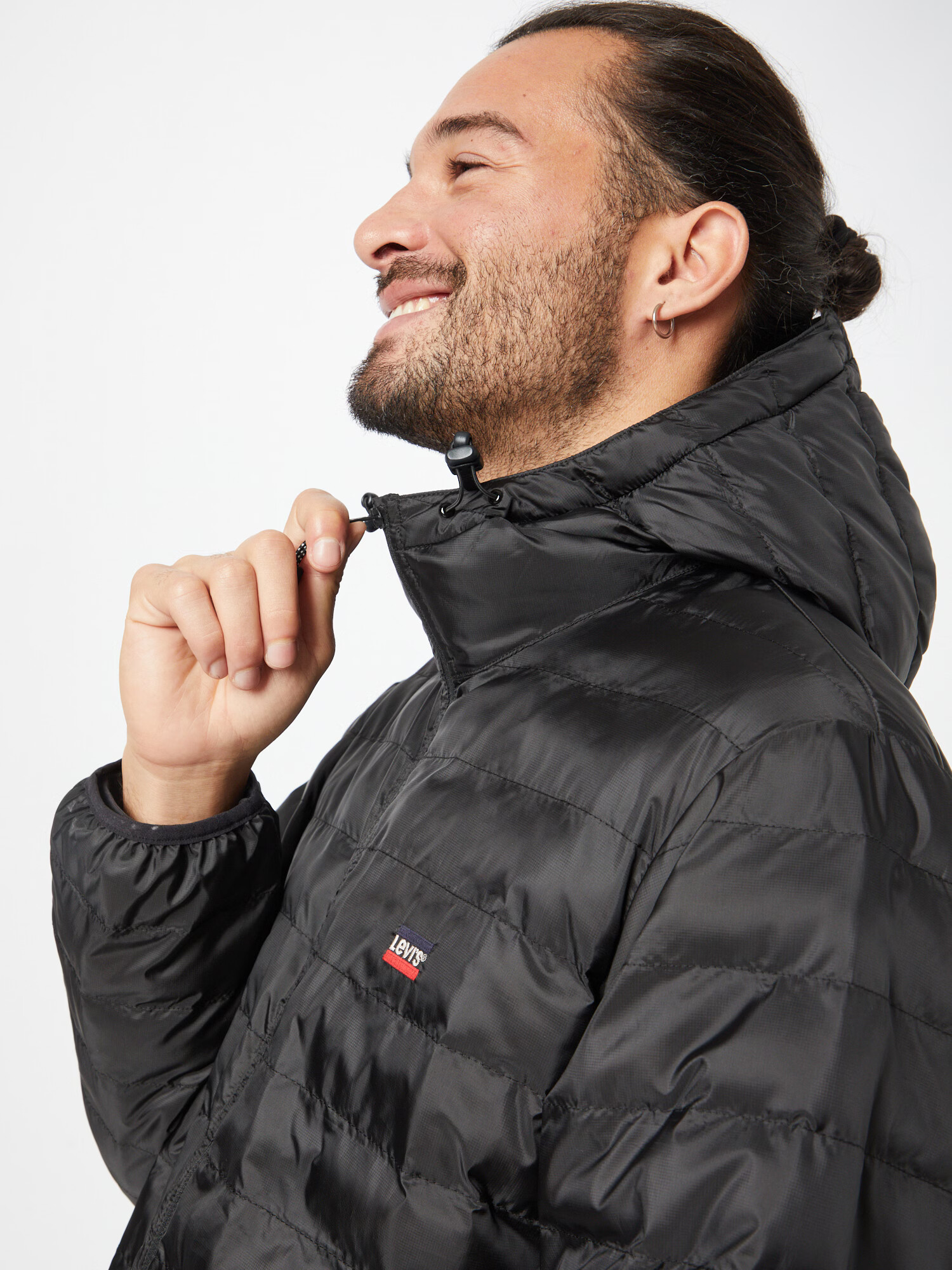 LEVI'S Prehodna jakna 'PRESIDIO PKBL HOODED JKT BLACKS' črna - Pepit.si