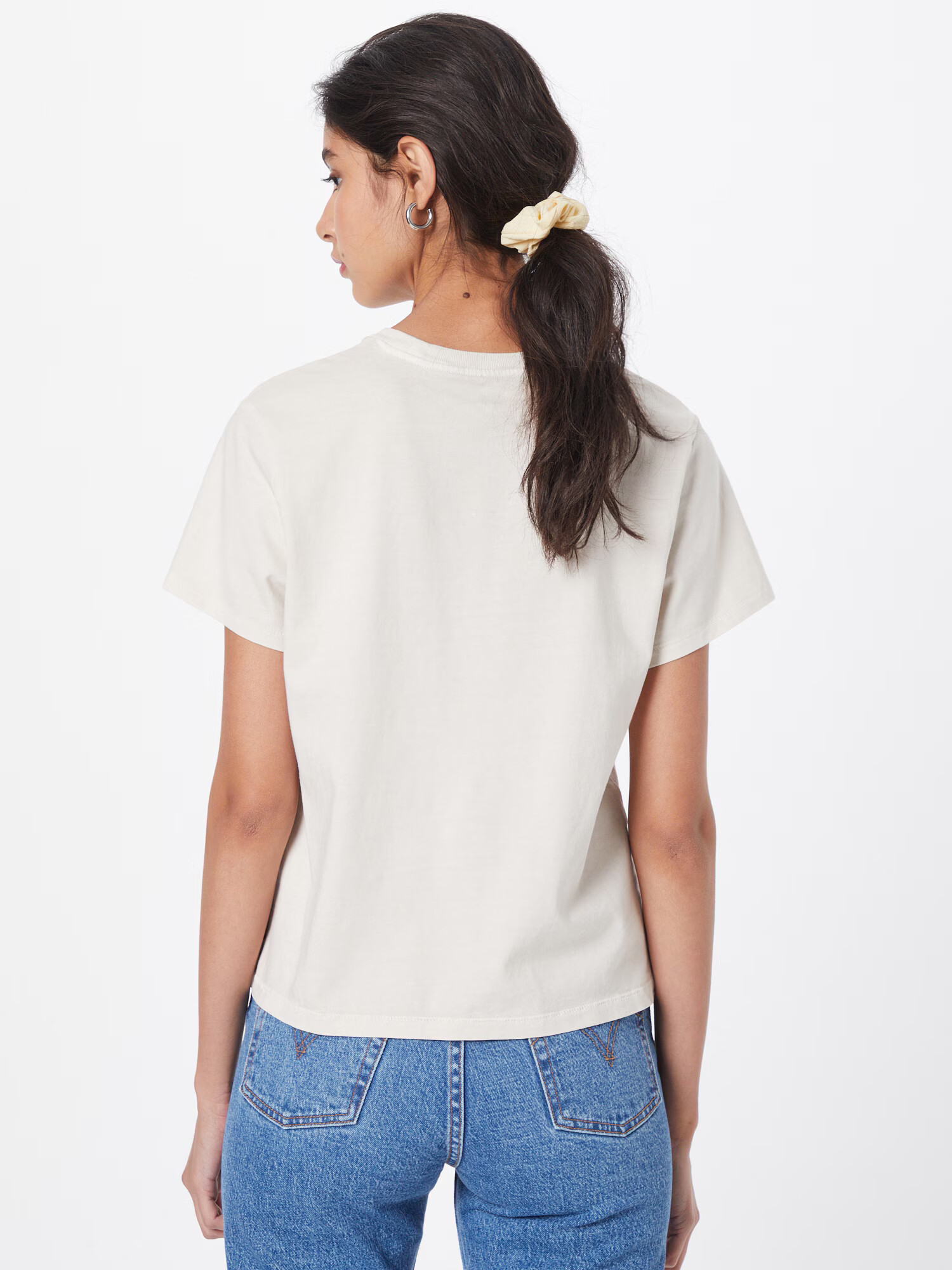 LEVI'S Majica 'WLTRD CLASSIC FIT TEE NEUTRALS' kapučino - Pepit.si