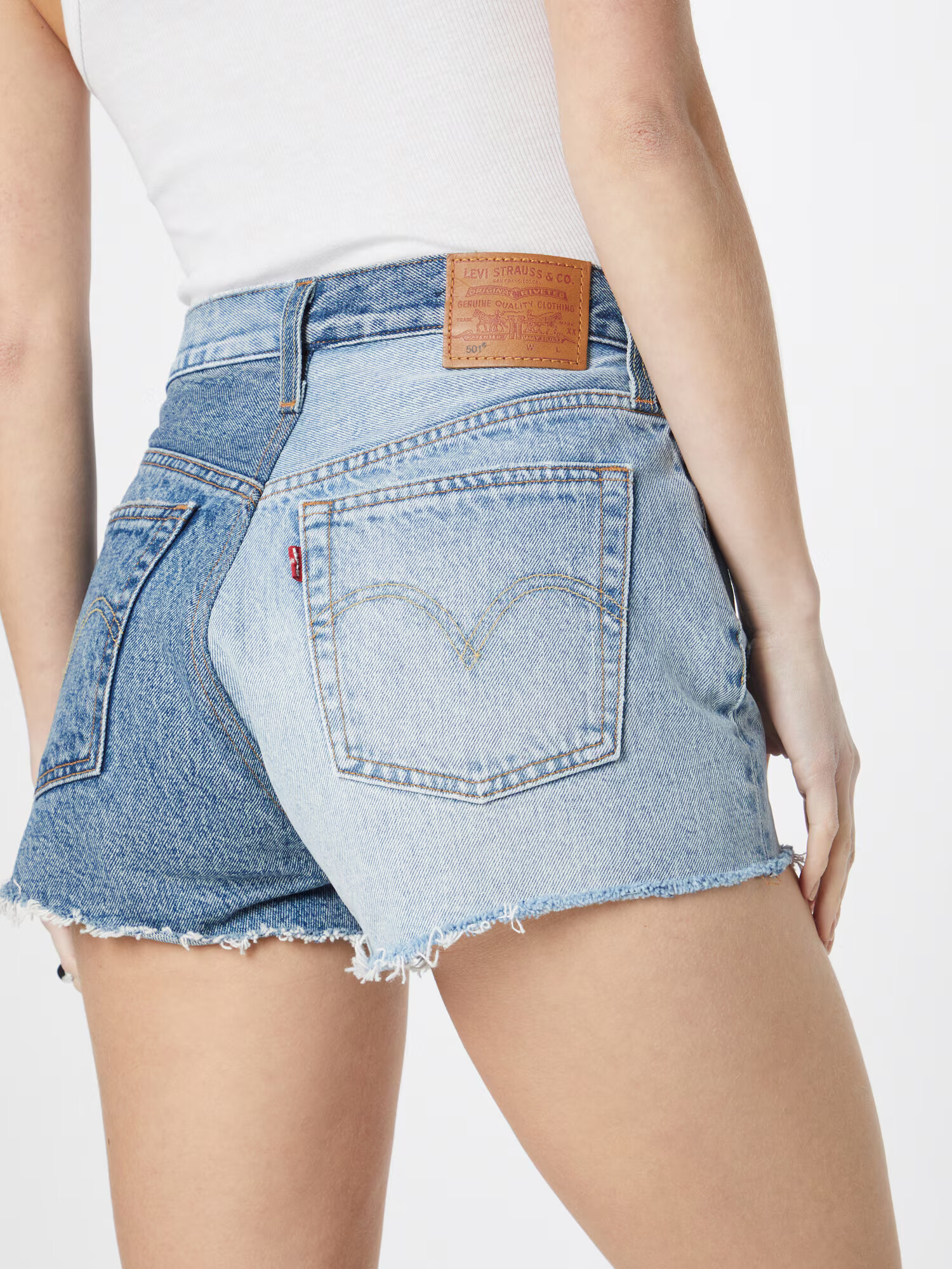 LEVI'S Kavbojke '501® SHORTS TWO TONE MED INDIGO - WORN I' modra / svetlo modra - Pepit.si