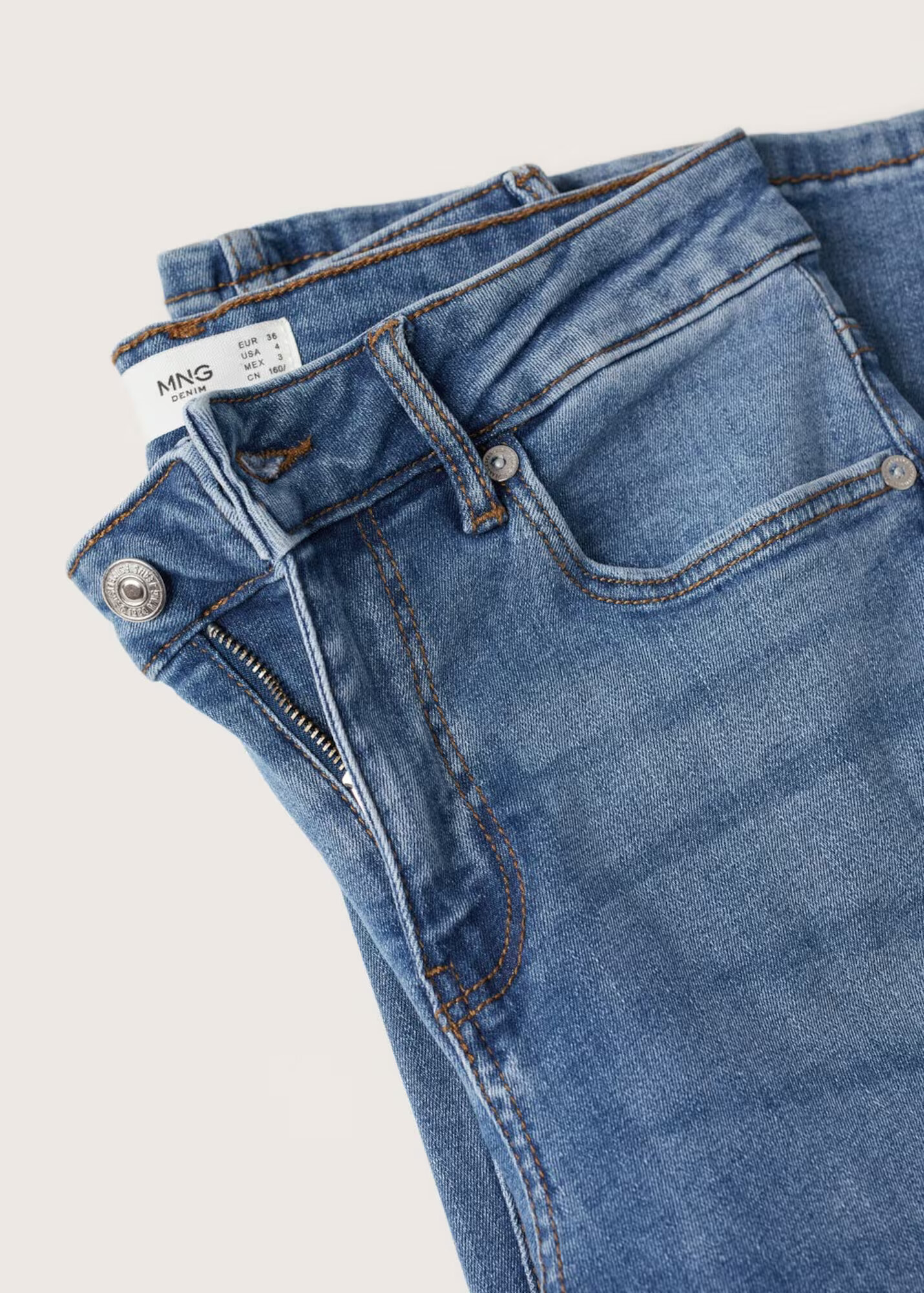 MANGO Kavbojke 'Flare' moder denim - Pepit.si