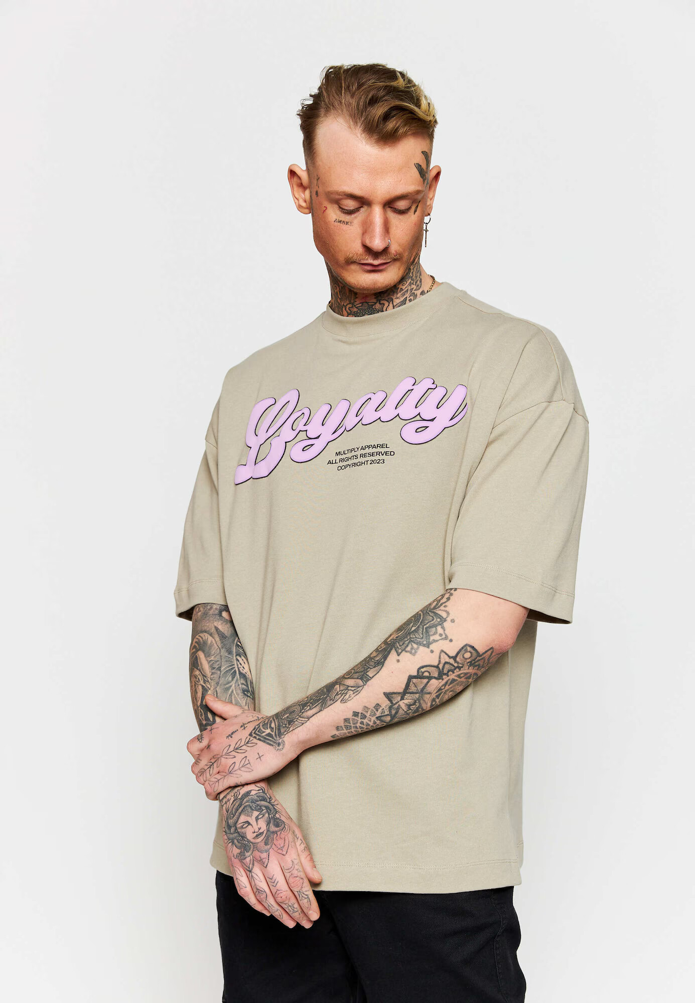 Multiply Apparel Majica 'Loyalty Puff' rjava / roza / črna - Pepit.si