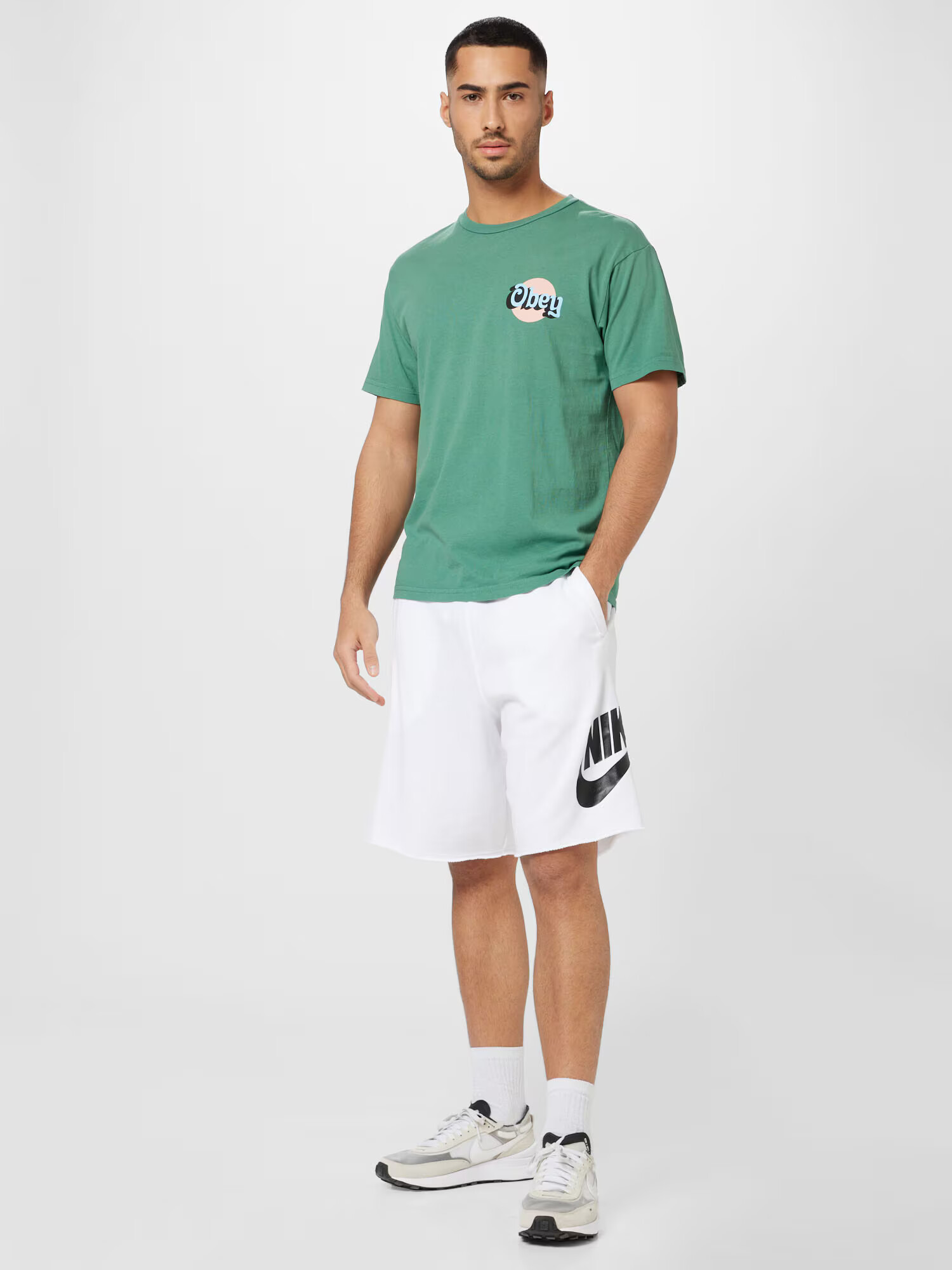 Nike Sportswear Hlače 'Club Alumini' črna / off-bela - Pepit.si