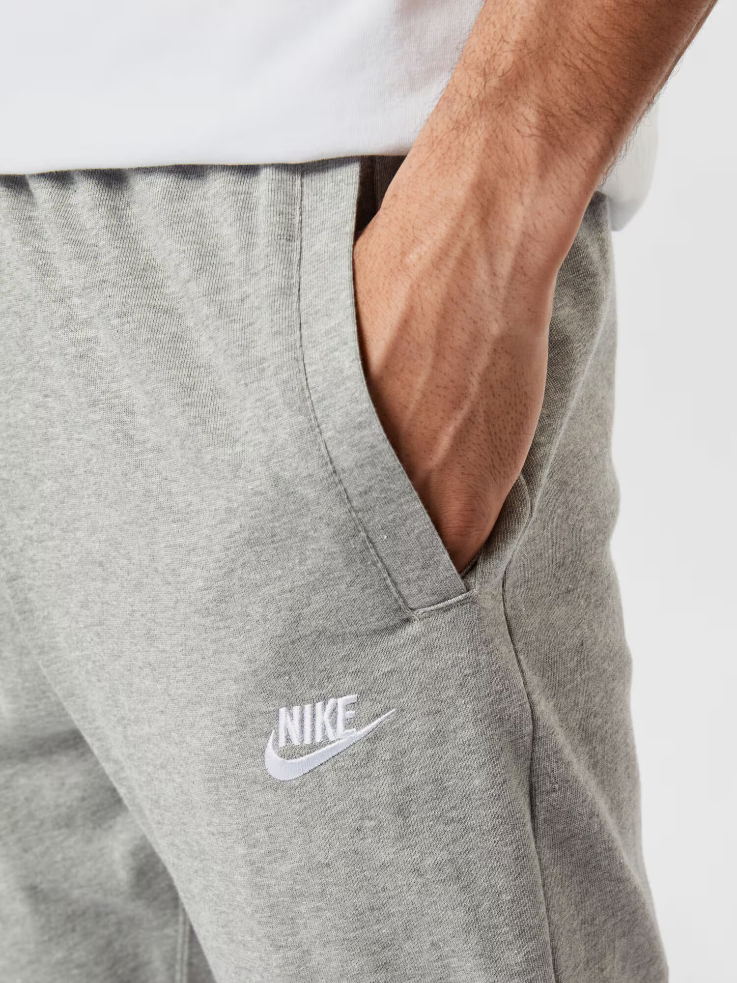 Nike Sportswear Hlače pegasto siva / bela - Pepit.si