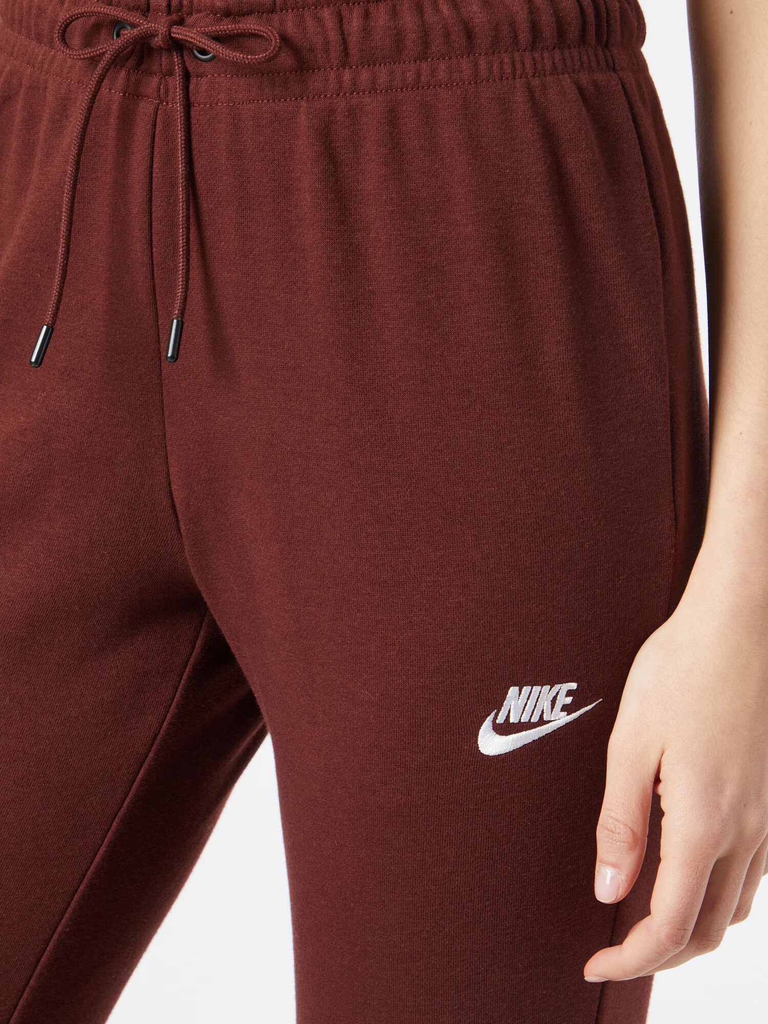 Nike Sportswear Hlače rjasto rjava / bela - Pepit.si