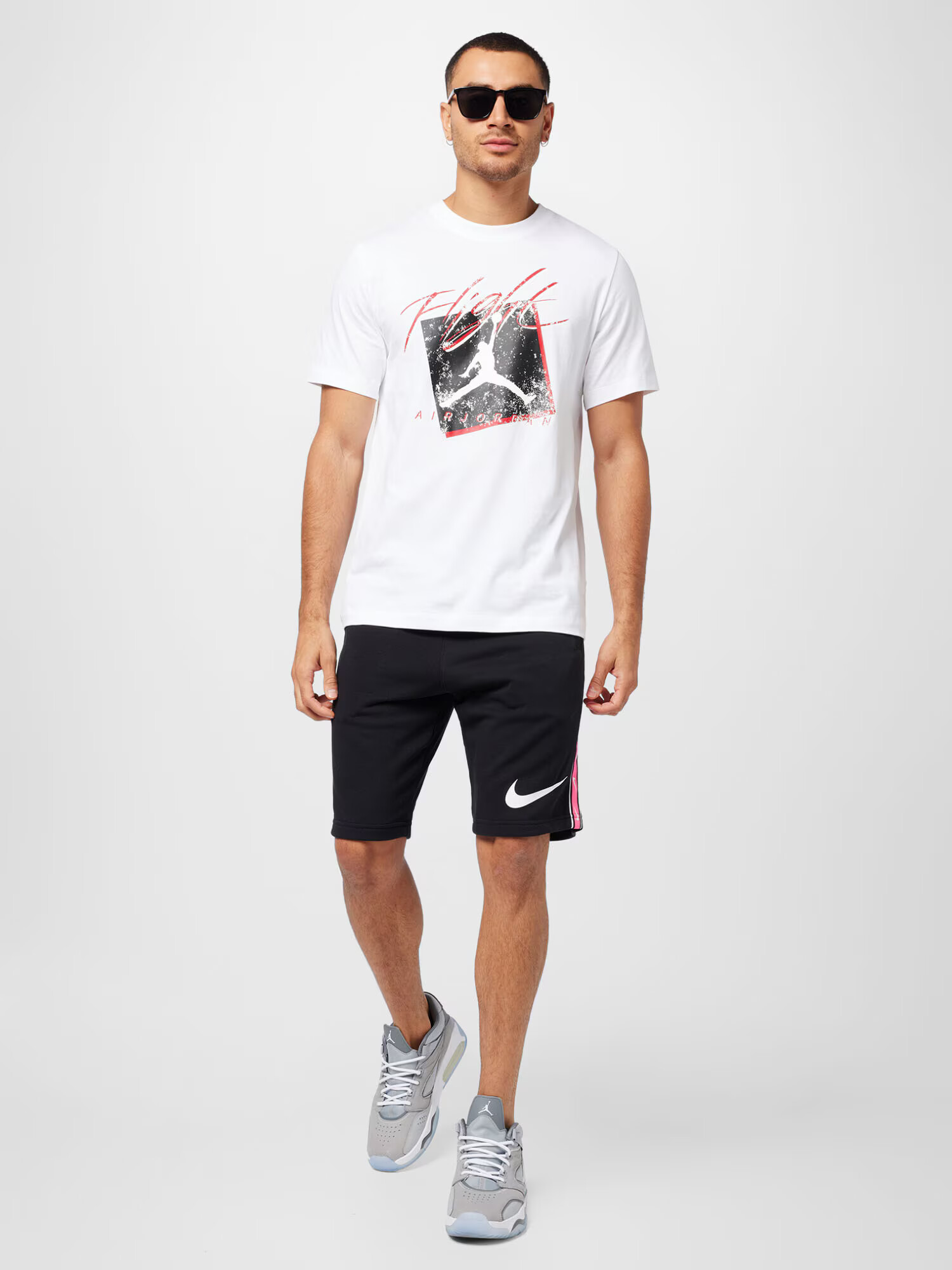 Nike Sportswear Hlače roza / črna / bela - Pepit.si