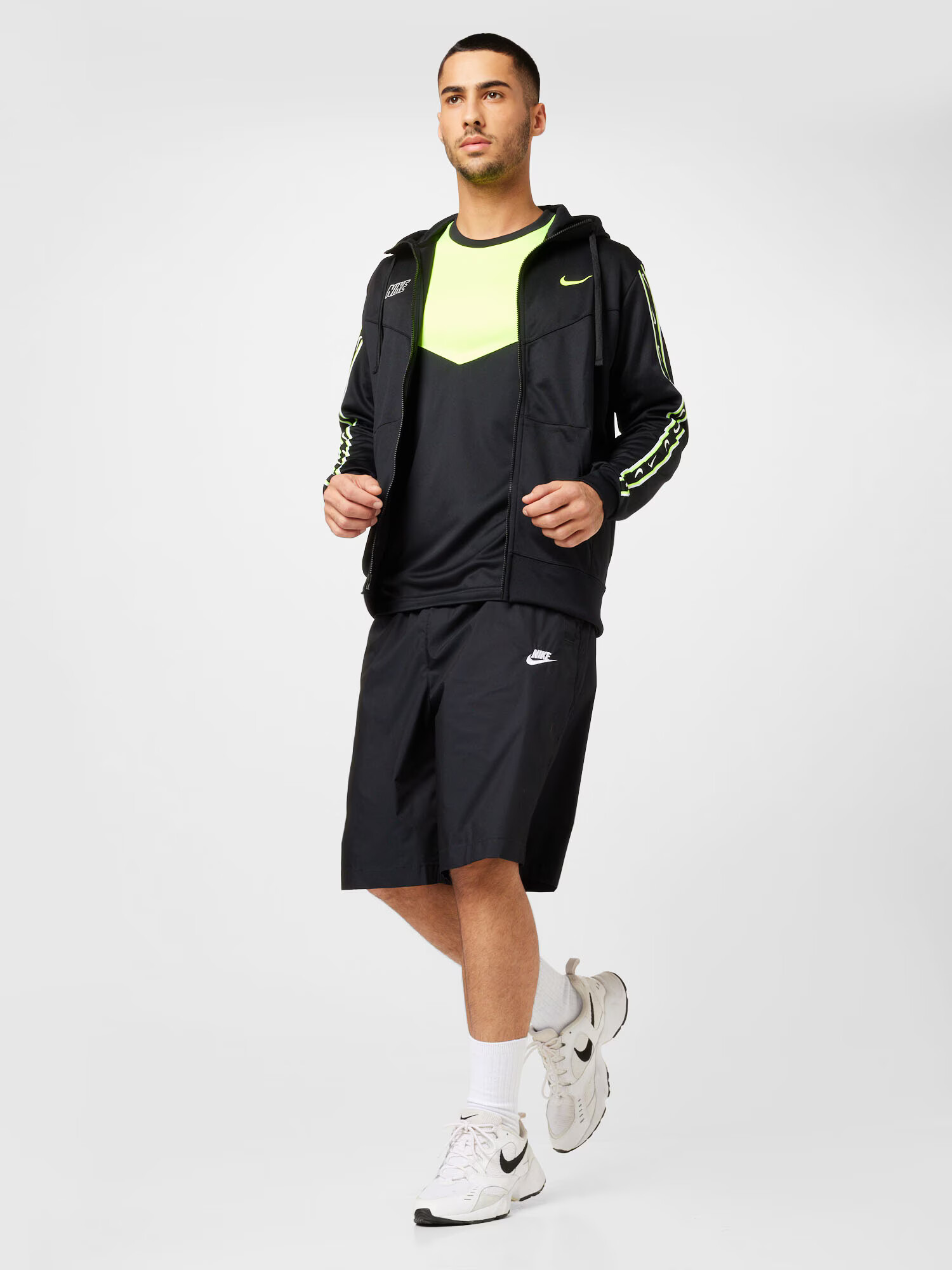 Nike Sportswear Jopa na zadrgo 'Repeat' neonsko rumena / črna / bela - Pepit.si