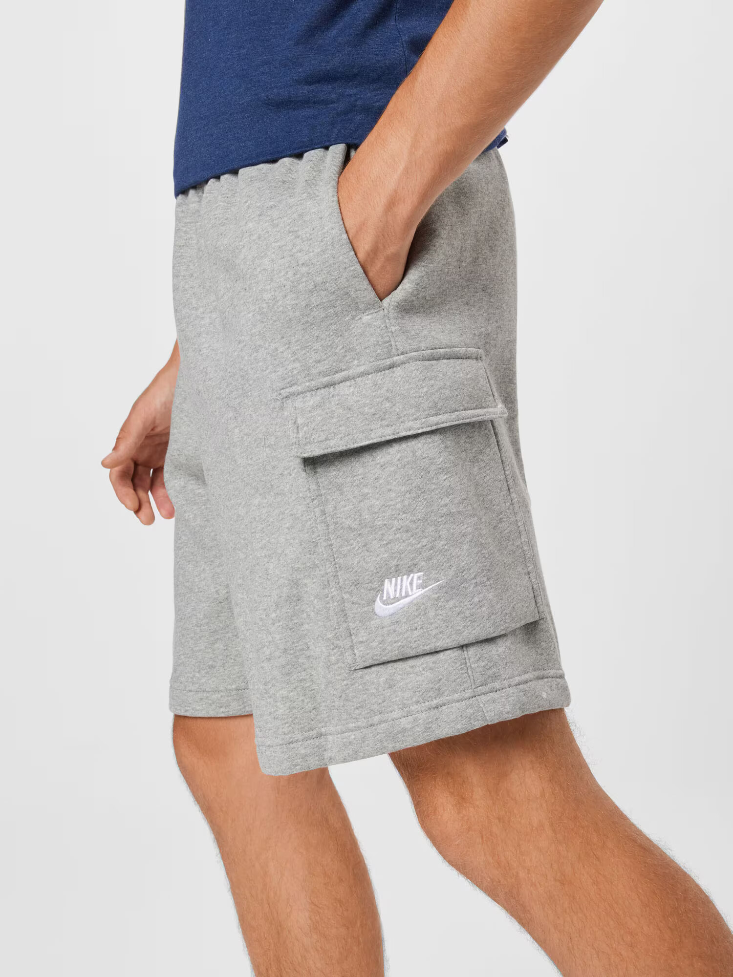 Nike Sportswear Kargo hlače svetlo siva / bela - Pepit.si