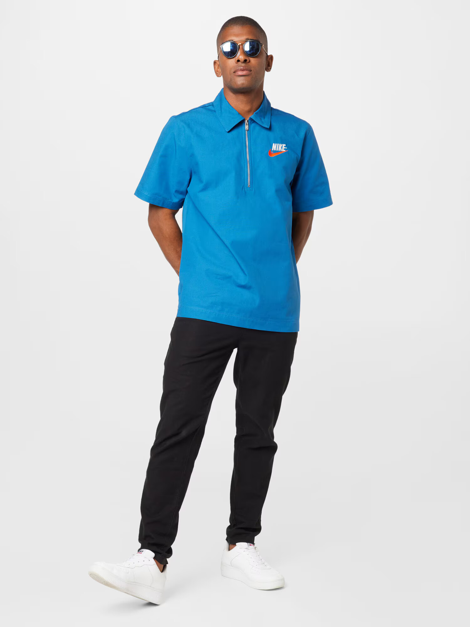 Nike Sportswear Majica azur / svetlo rdeča / bela - Pepit.si