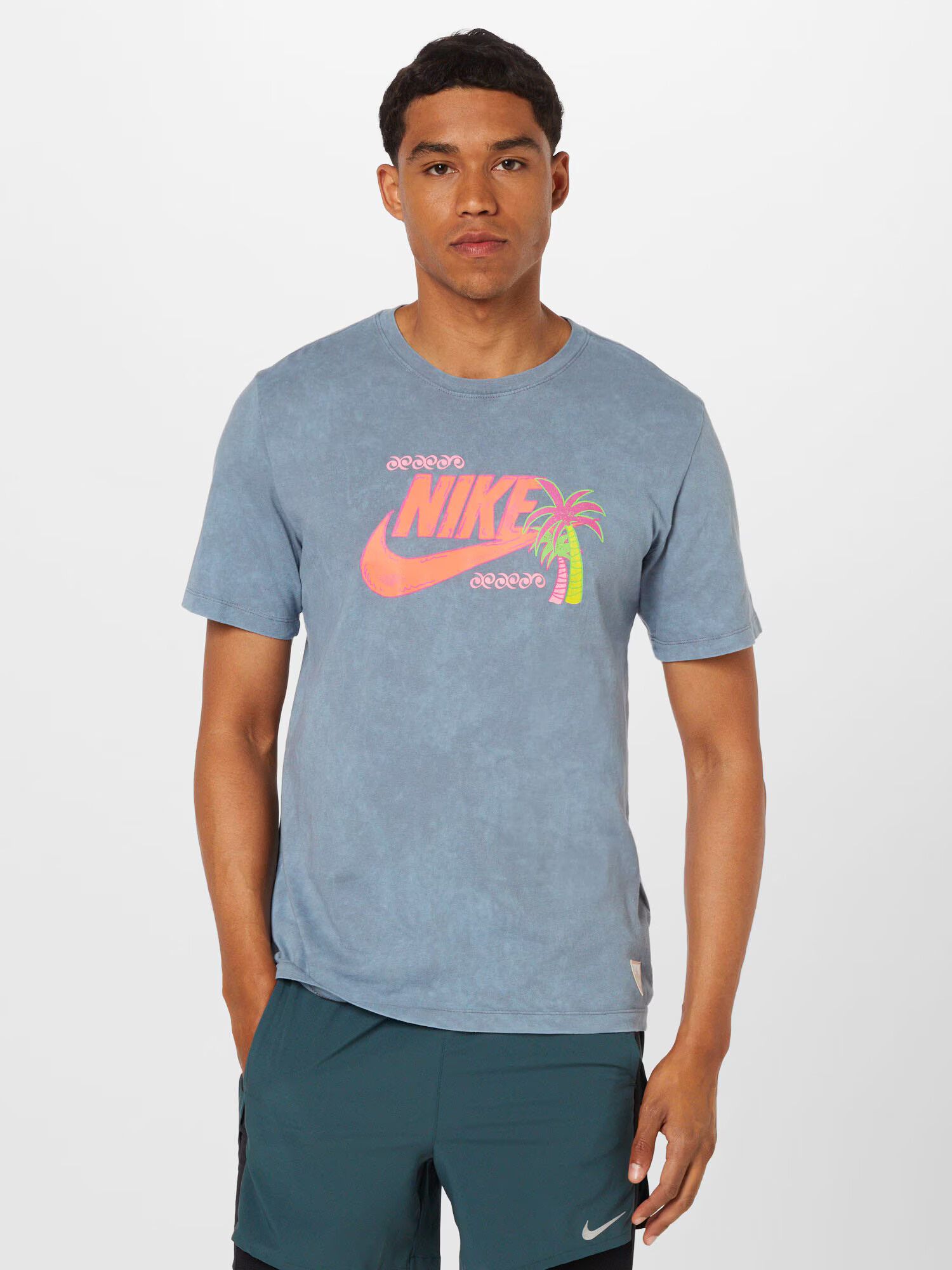 Nike Sportswear Majica 'BEACH PARTY' siva / limeta / breskev / eozin - Pepit.si