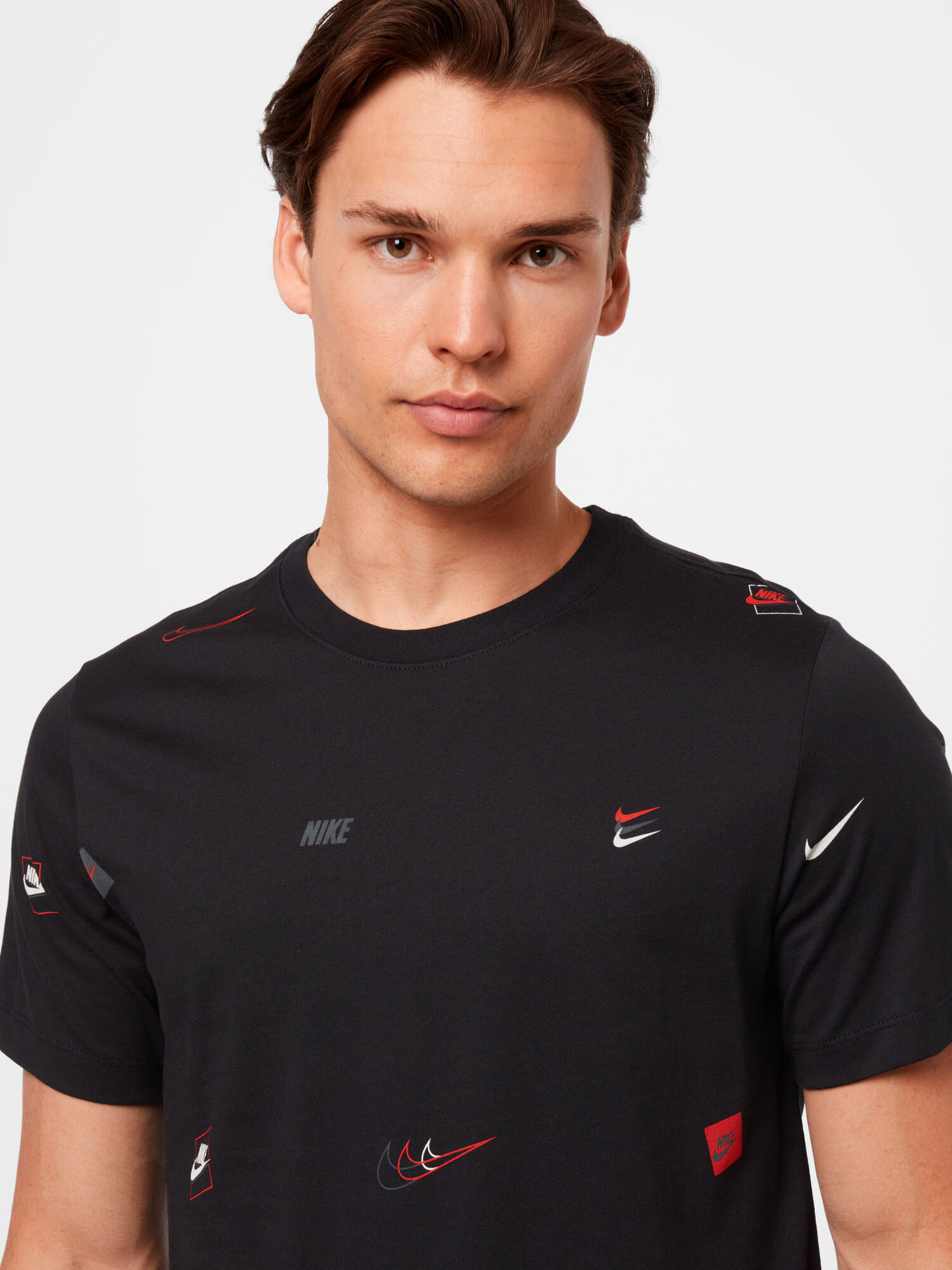 Nike Sportswear Majica siva / rdeča / črna / bela - Pepit.si