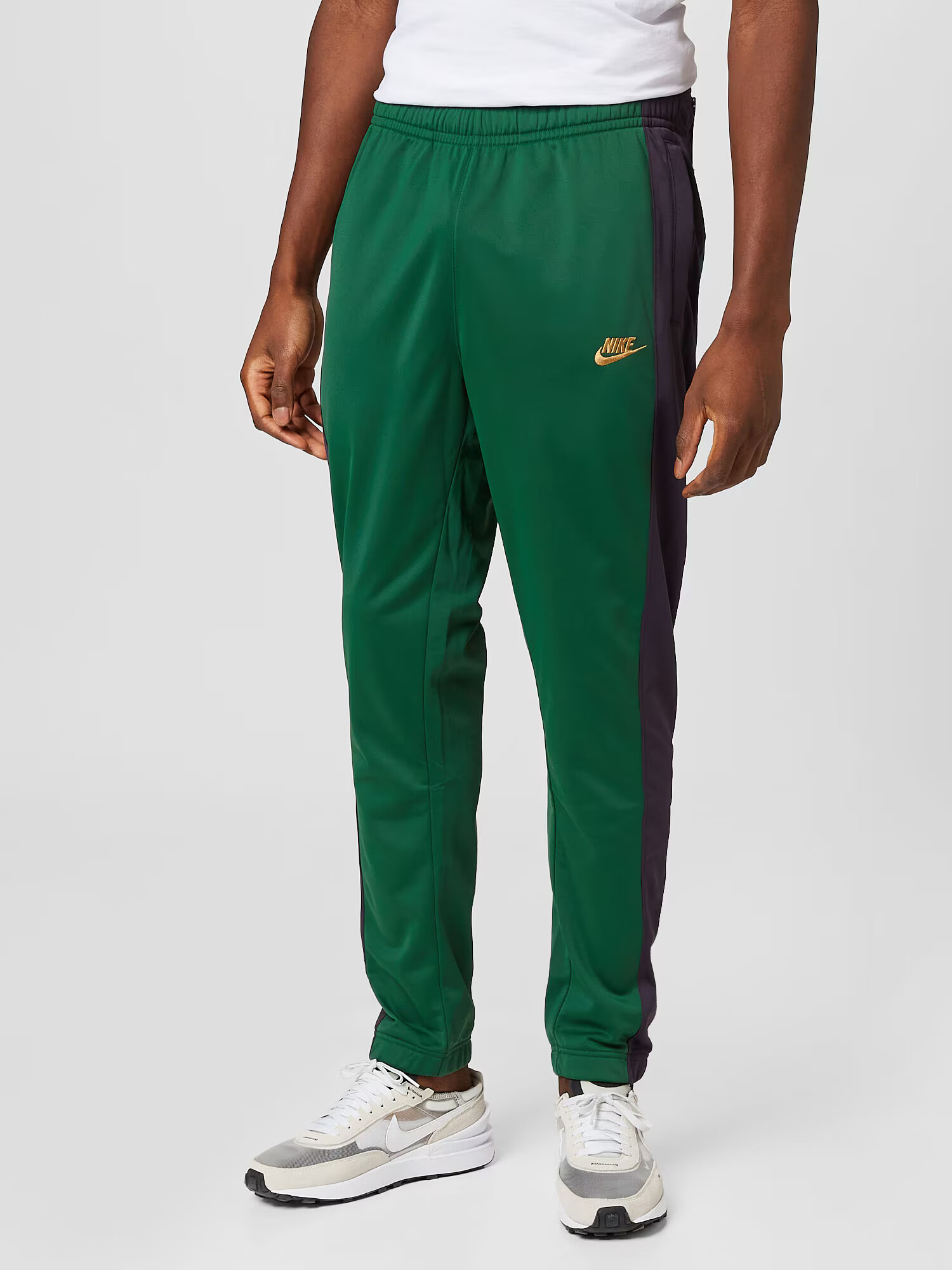 Nike Sportswear Trenirka za tek rumena / travnato zelena / črna - Pepit.si