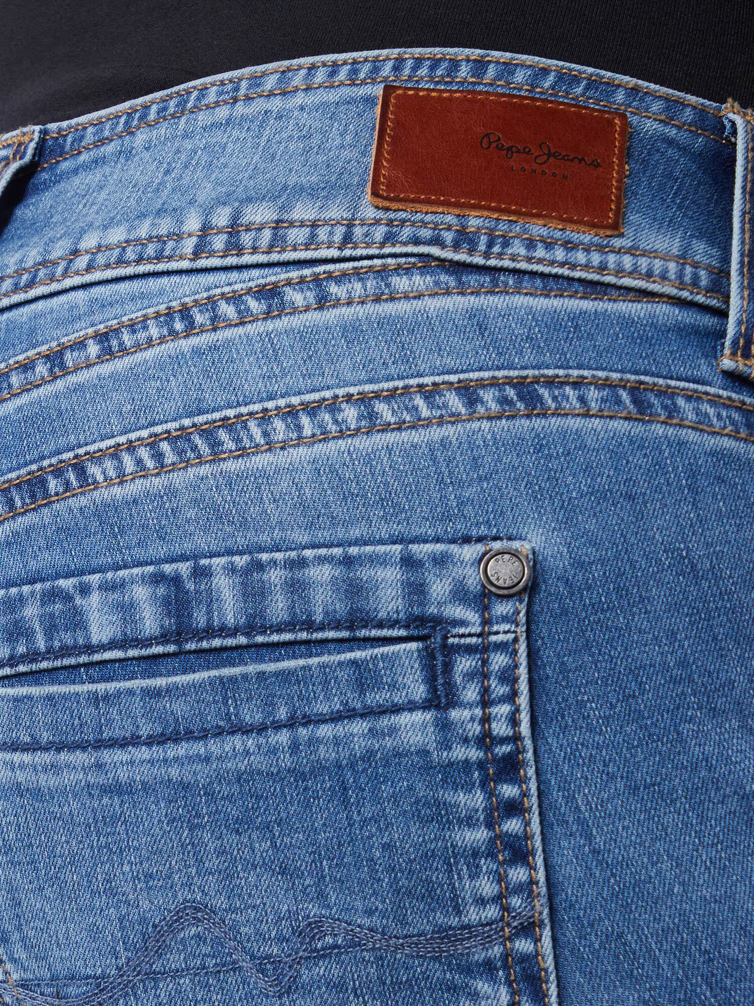 Pepe Jeans Kavbojke 'Gen' moder denim - Pepit.si