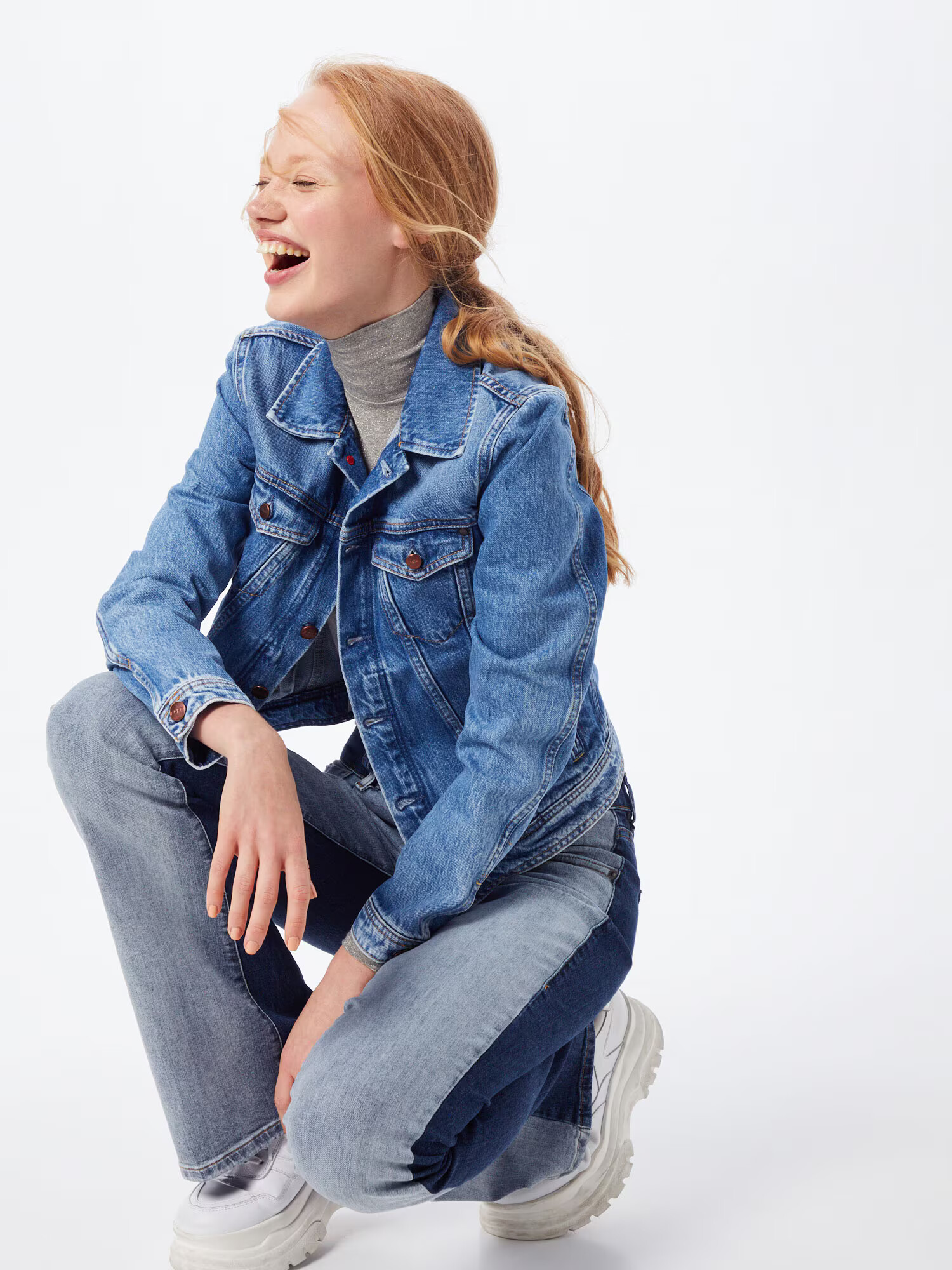 Pepe Jeans Prehodna jakna 'Core' moder denim - Pepit.si