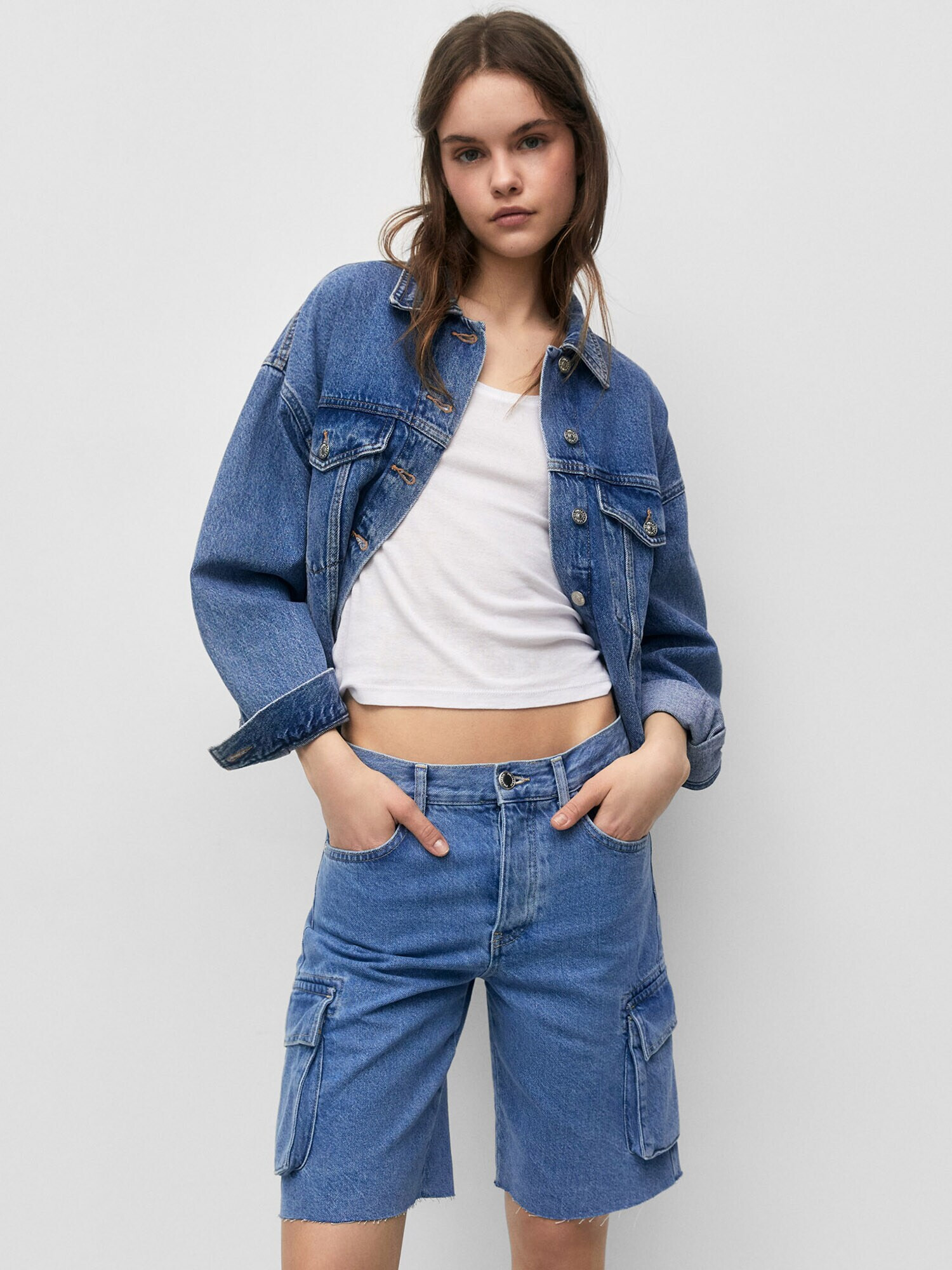 Pull&Bear Kargo kavbojke moder denim - Pepit.si