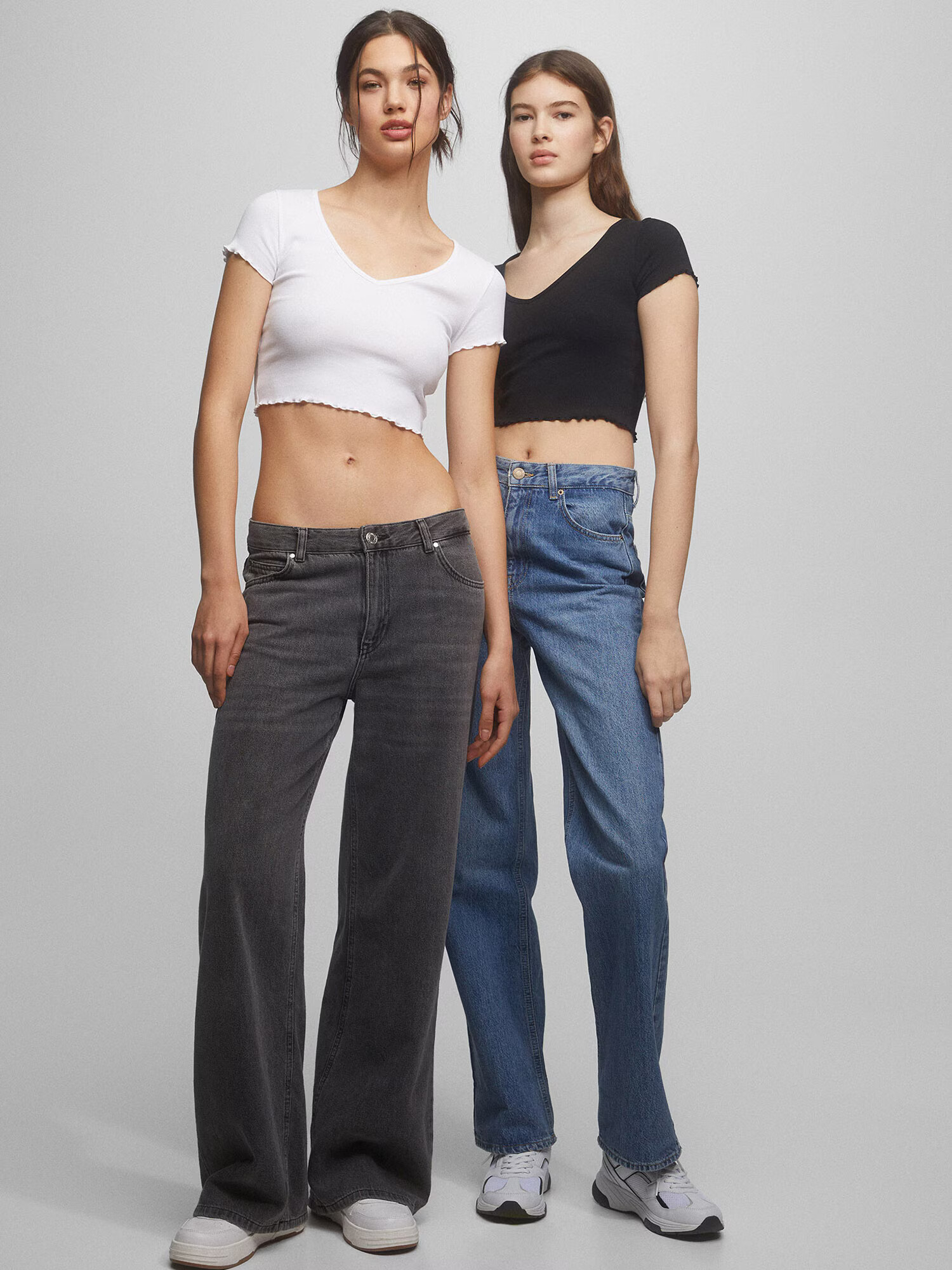 Pull&Bear Majica črna / off-bela - Pepit.si