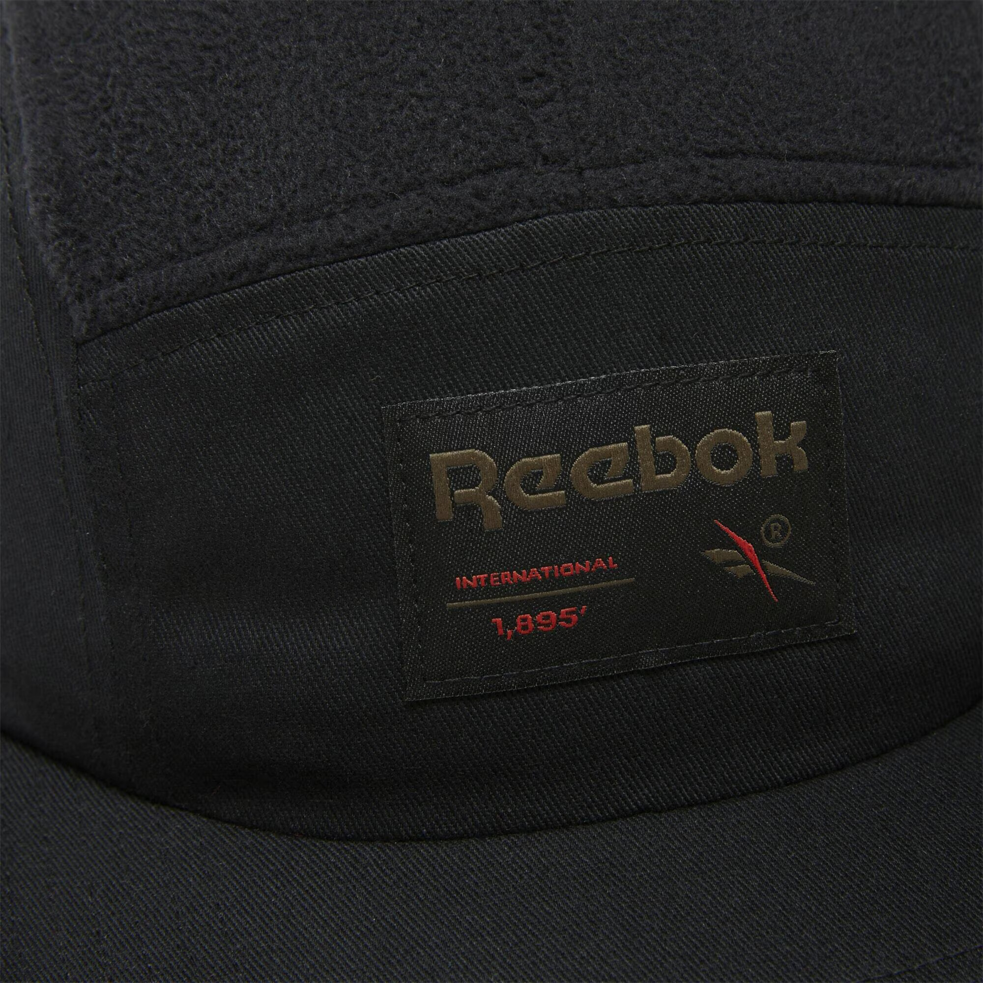 Reebok Classics Kapa 'Classics Camping' oliva / rdeča / črna - Pepit.si