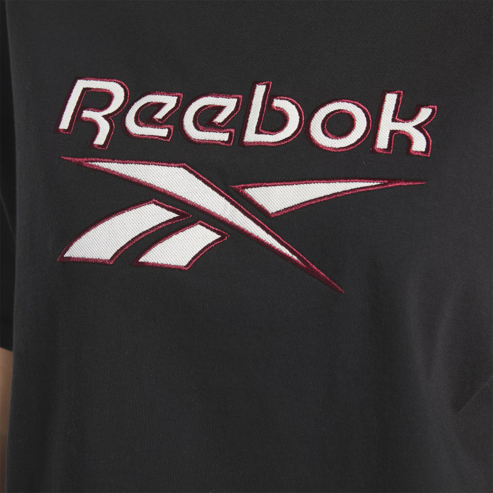 Reebok Classics Majica češnjevo rdeča / črna / bela - Pepit.si