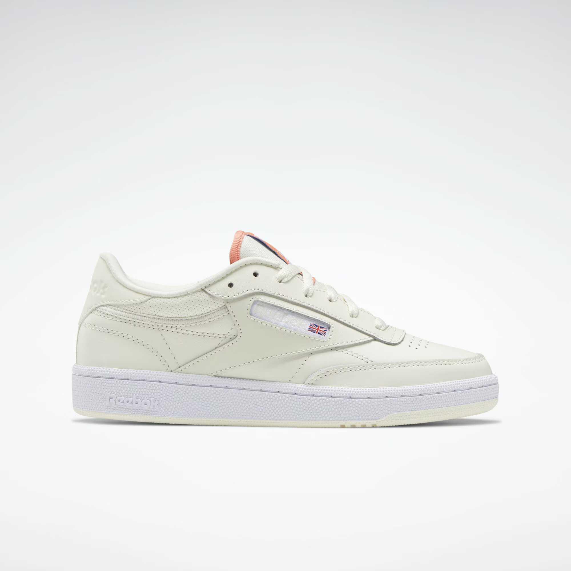 Reebok Classics Nizke superge 'Club C 85' bež / bela - Pepit.si