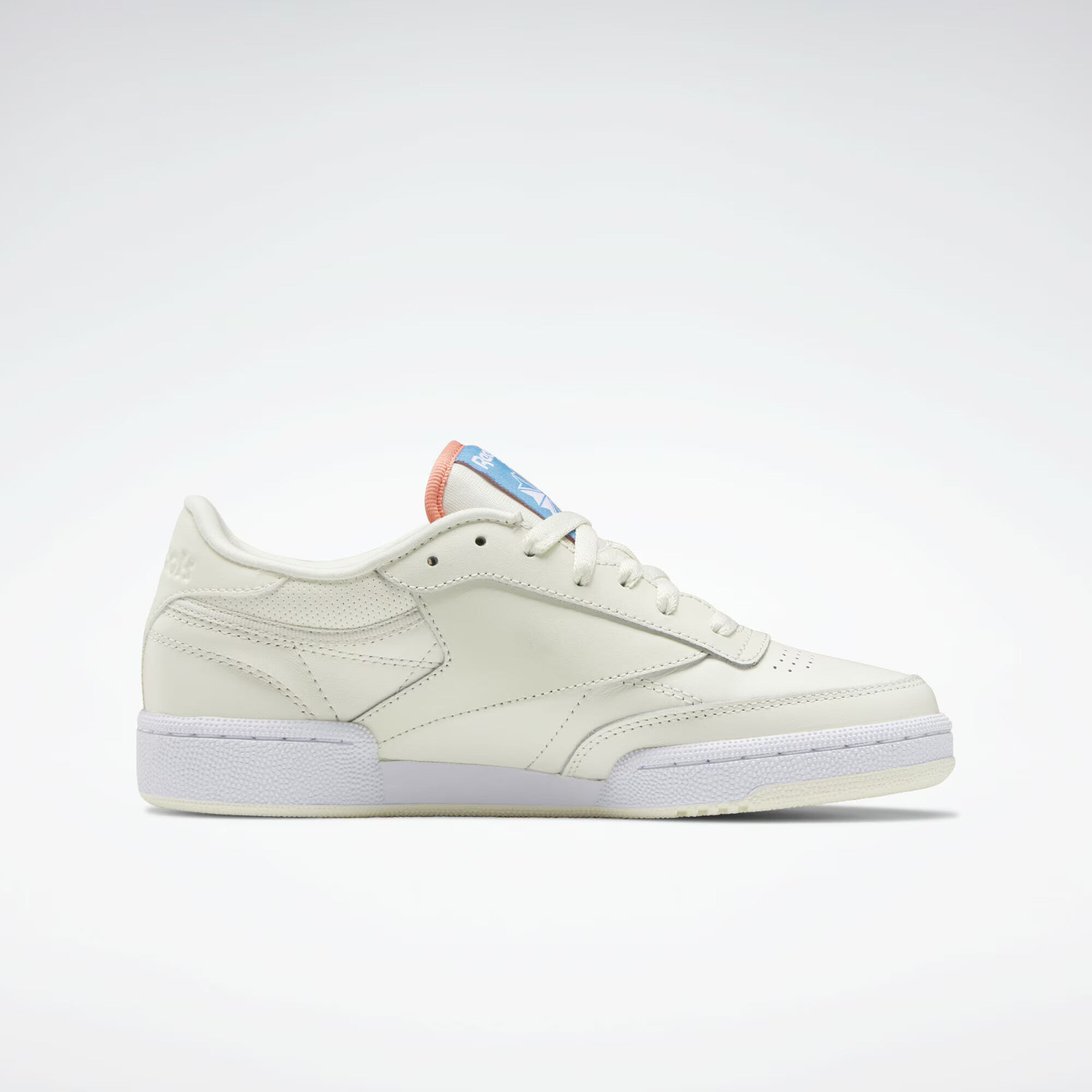 Reebok Classics Nizke superge 'Club C 85' bež / bela - Pepit.si