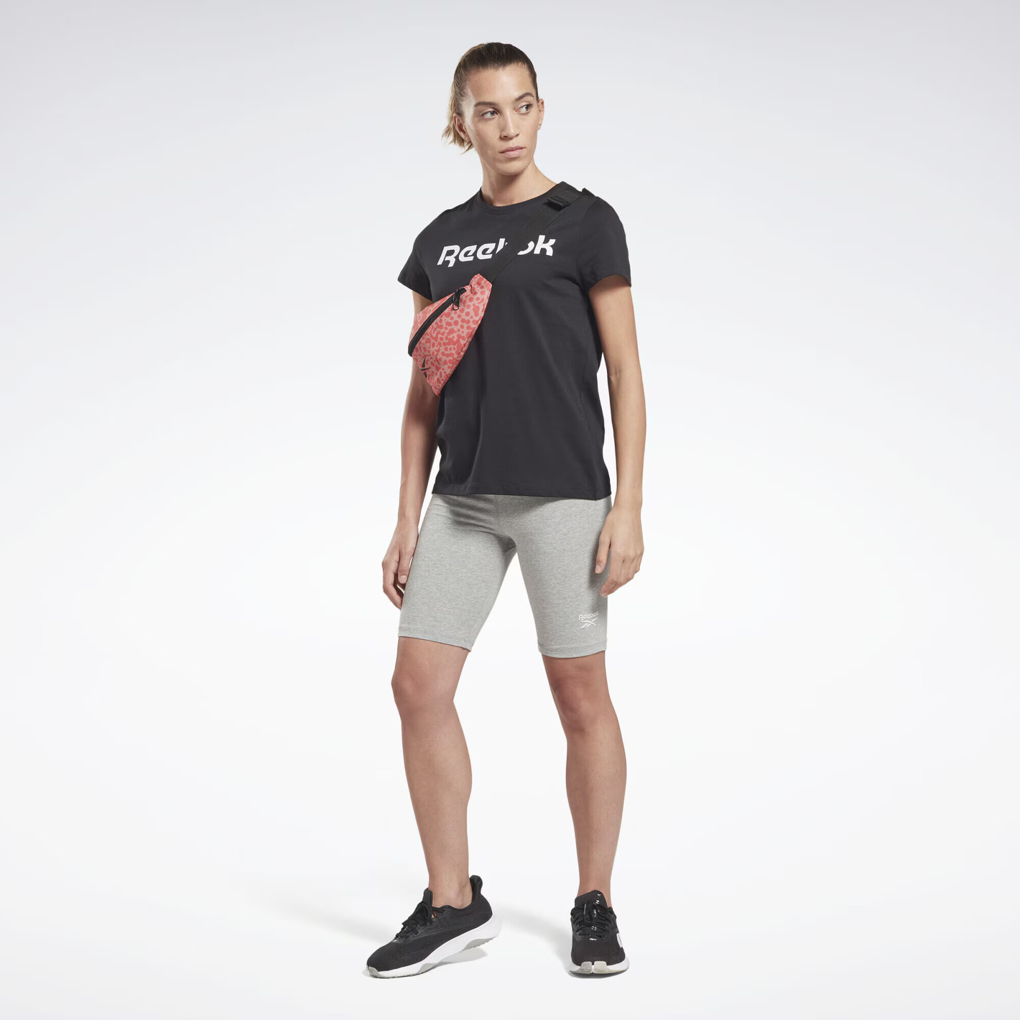 Reebok Sport Funkcionalna majica črna / bela - Pepit.si