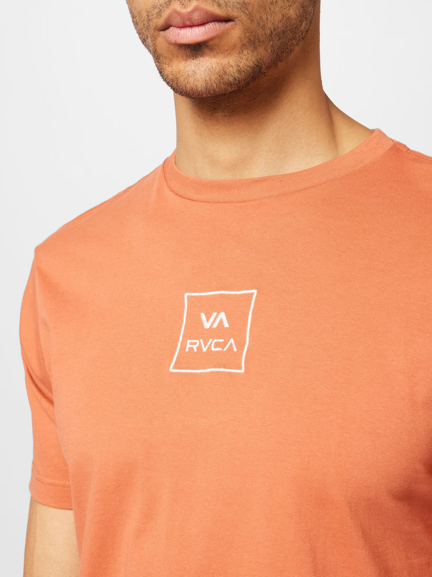 RVCA Majica svetlo oranžna / bela - Pepit.si