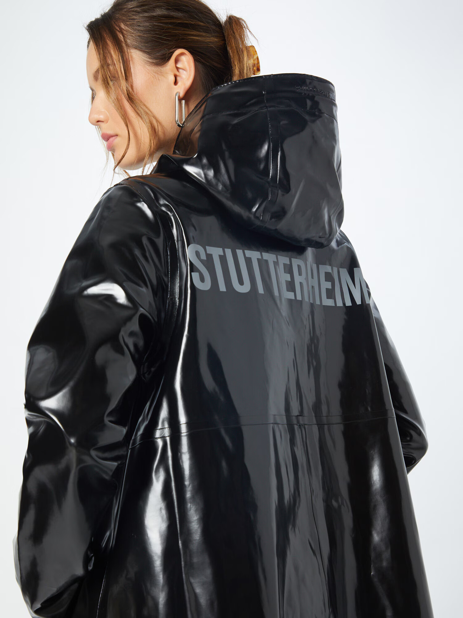 Stutterheim Prehoden plašč siva / črna - Pepit.si