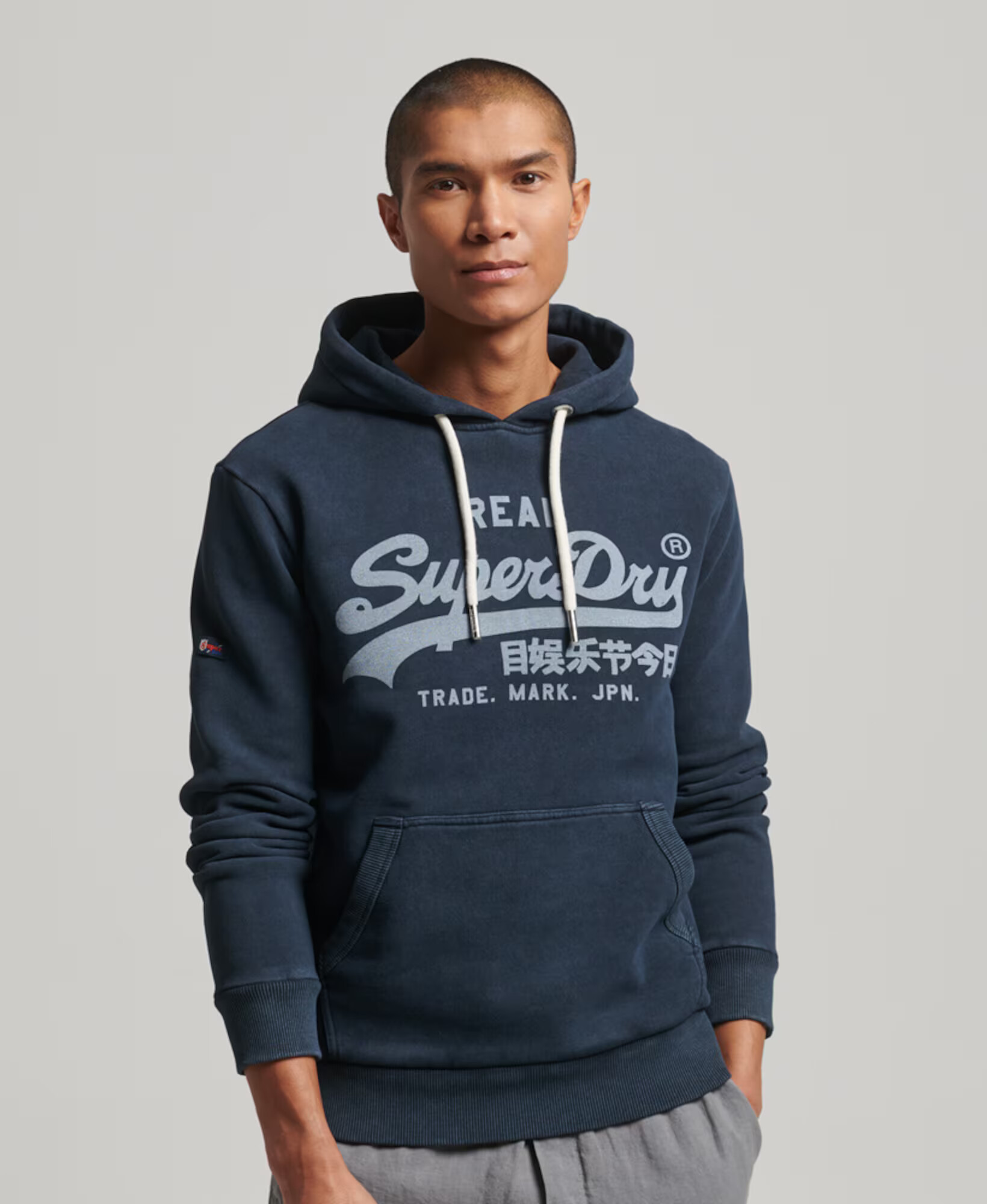 Superdry Majica marine / svetlo siva - Pepit.si