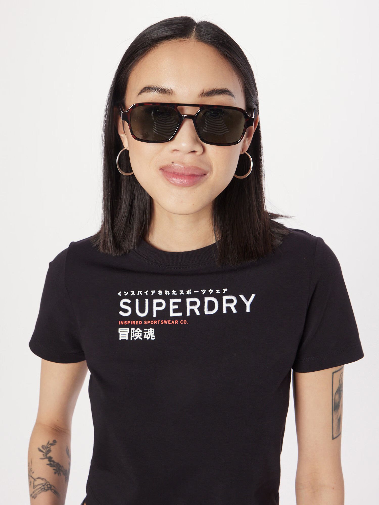 Superdry Majica korala / črna / bela - Pepit.si