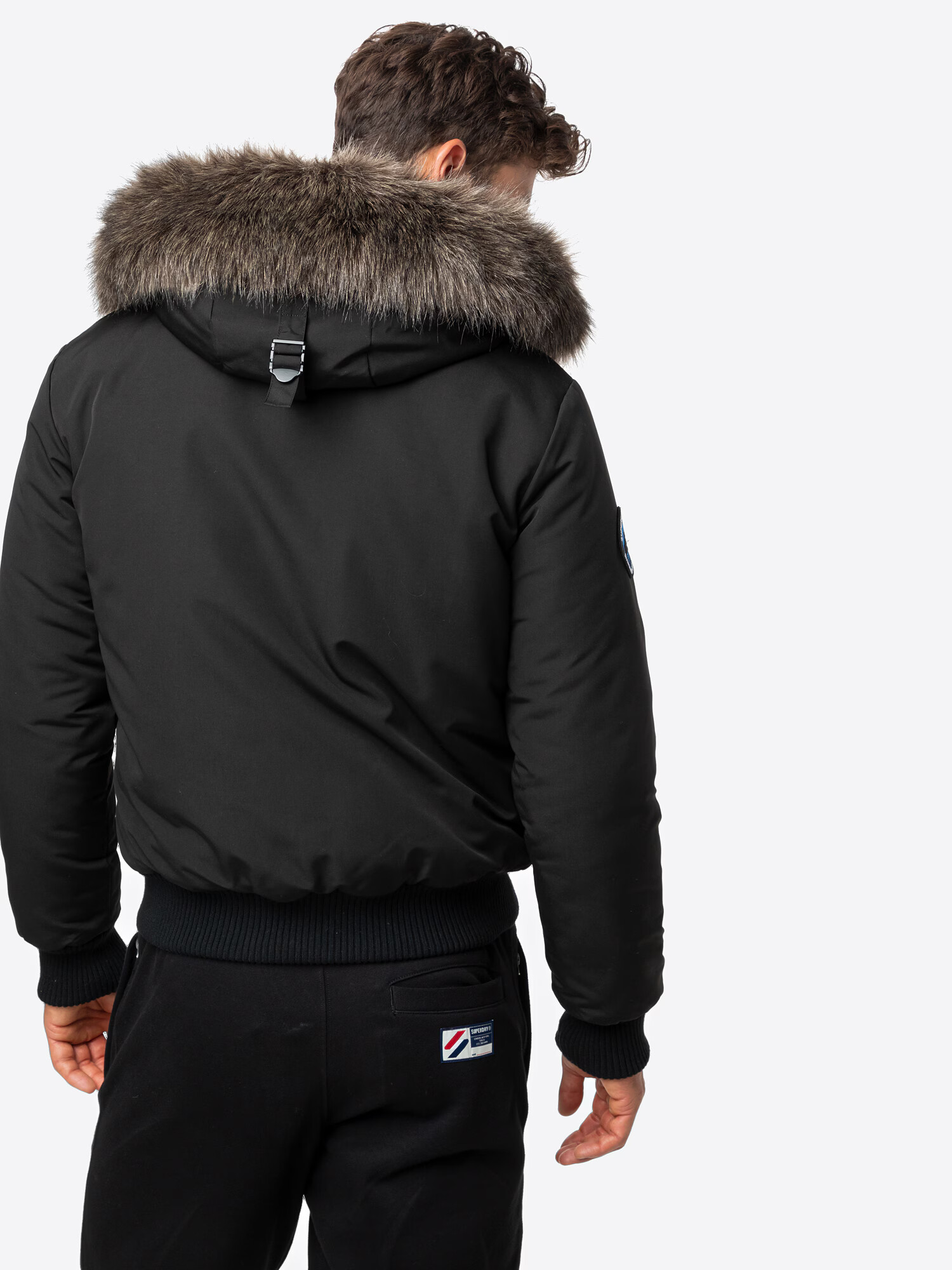 Superdry Zimska jakna 'Everest' črna - Pepit.si