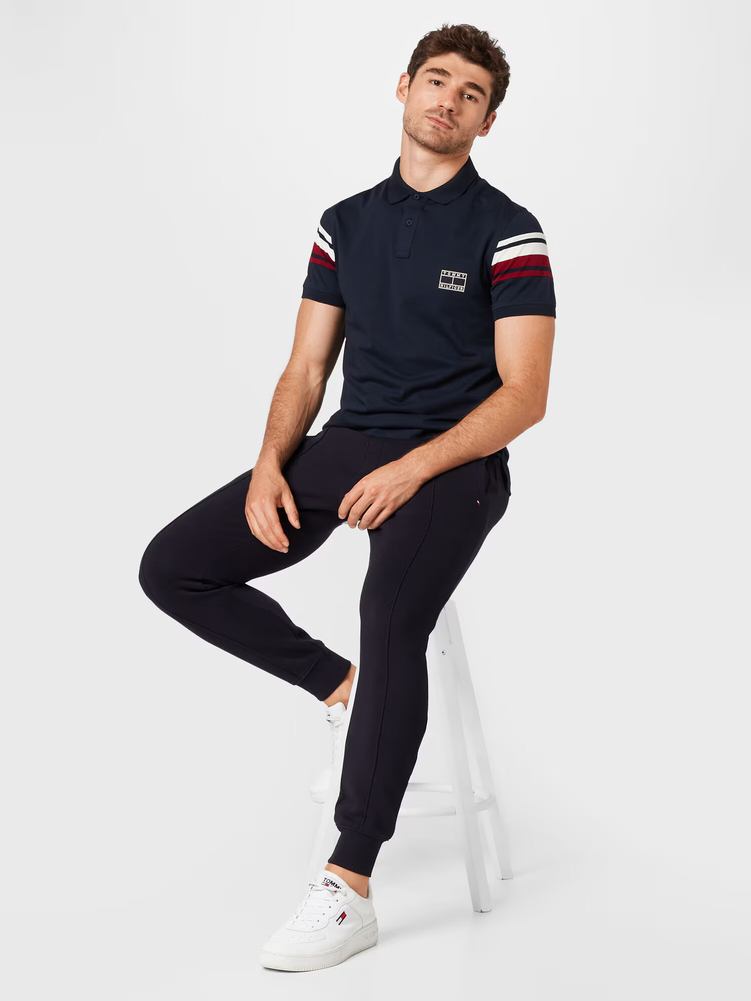 TOMMY HILFIGER Hlače mornarska / temno rdeča / bela - Pepit.si