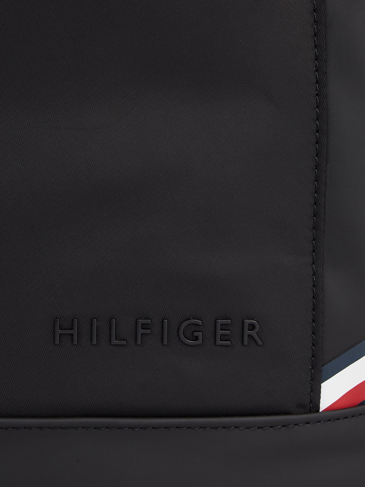 TOMMY HILFIGER Nahrbtnik črna - Pepit.si