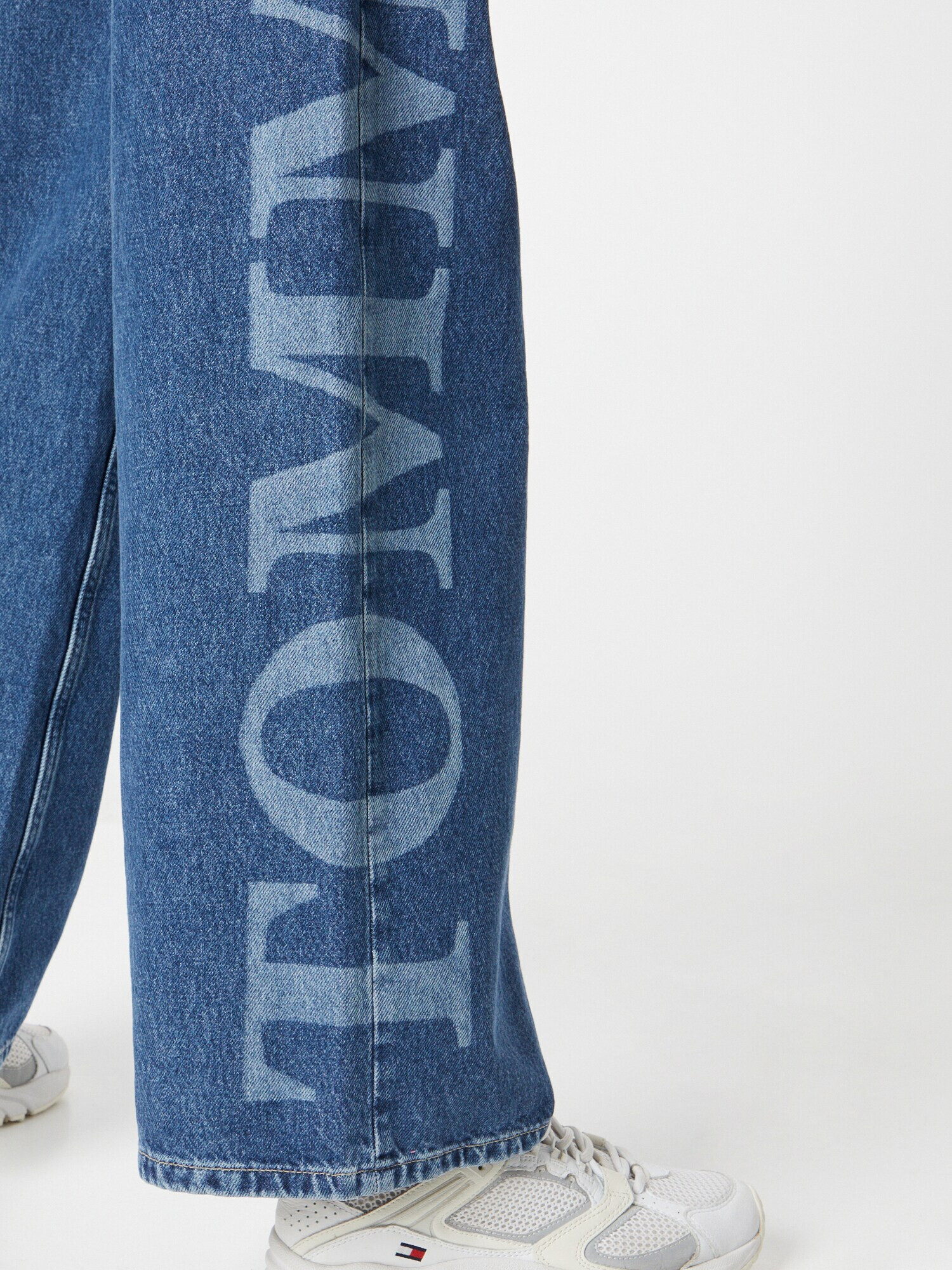 Tommy Jeans Kavbojke 'Claire' moder denim / svetlo modra - Pepit.si