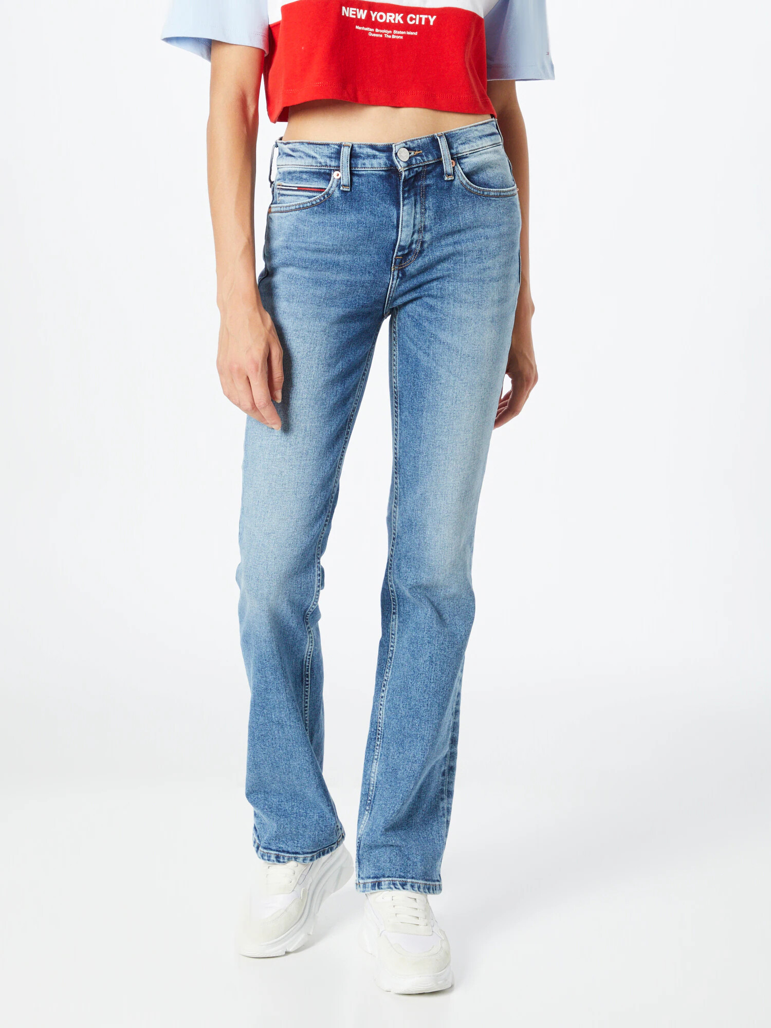 Tommy Jeans Kavbojke 'Maddie' moder denim - Pepit.si