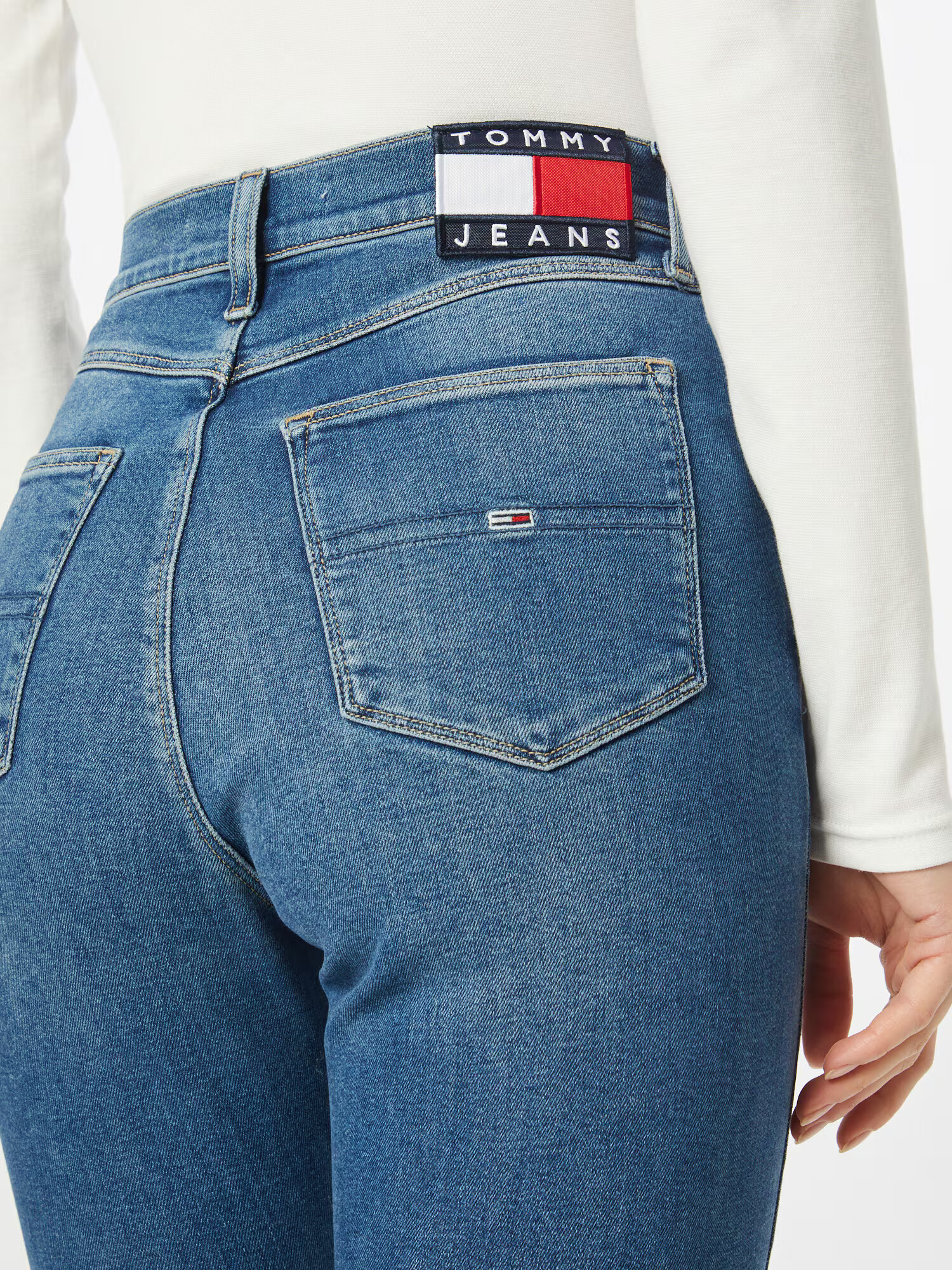 Tommy Jeans Kavbojke 'MELANY' moder denim - Pepit.si