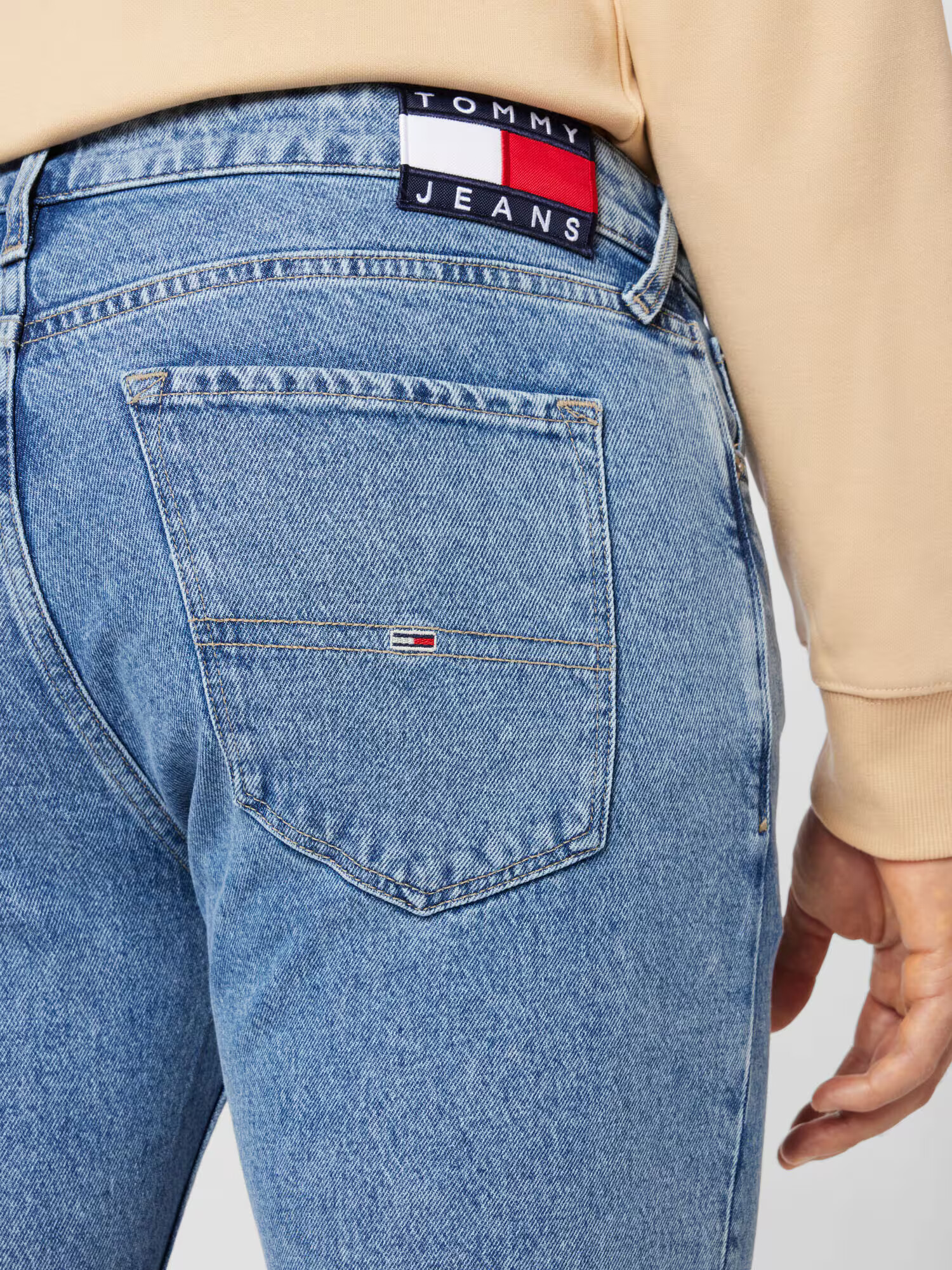 Tommy Jeans Kavbojke 'Scanton' moder denim - Pepit.si