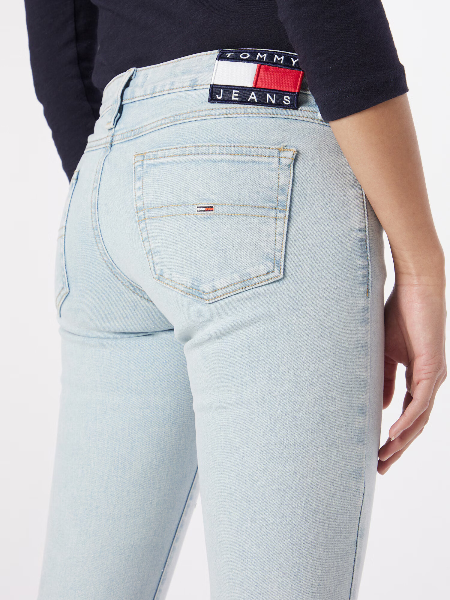 Tommy Jeans Kavbojke 'Sophie' moder denim - Pepit.si