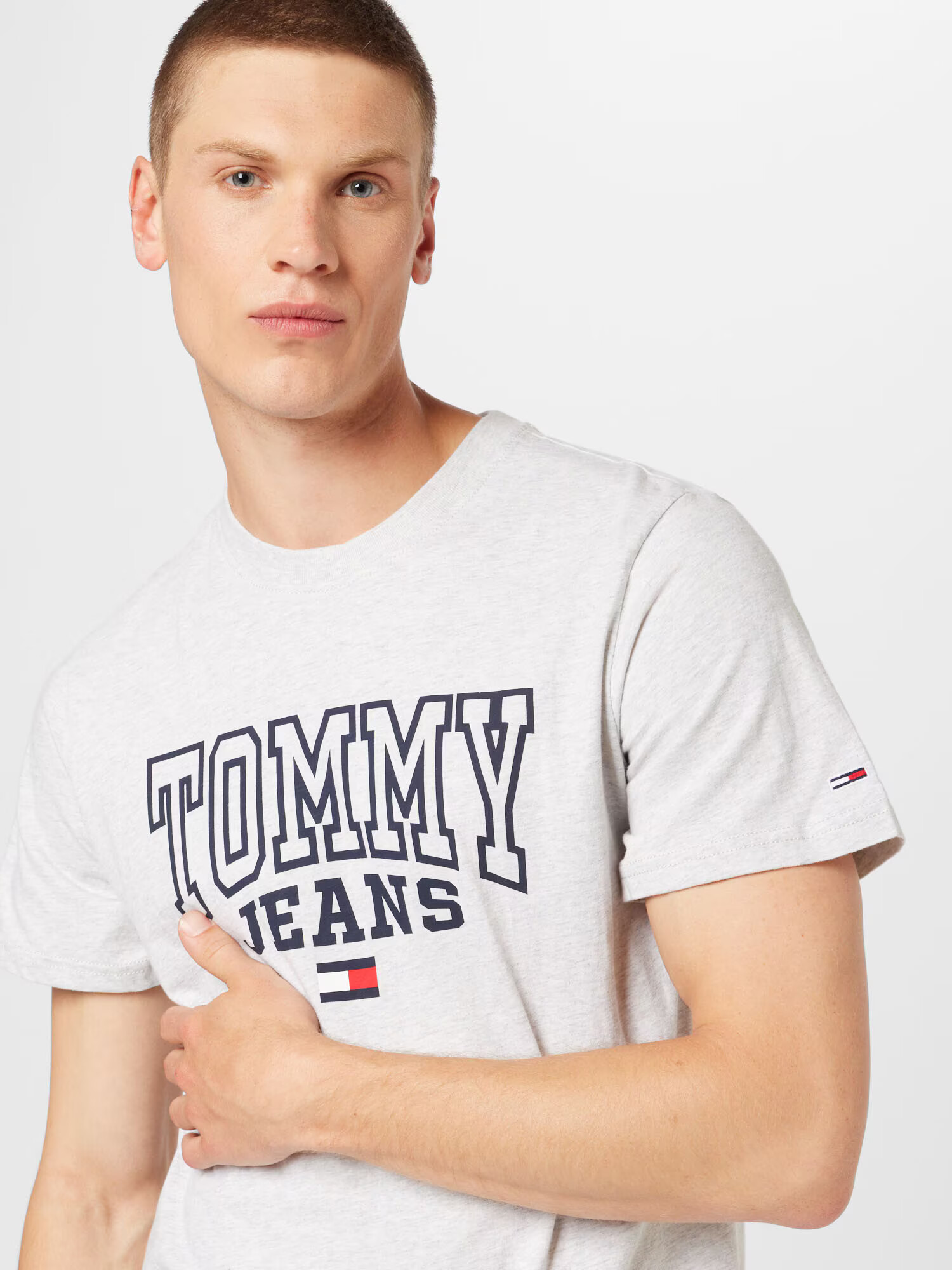 Tommy Jeans Majica mornarska / svetlo siva / ognjeno rdeča - Pepit.si