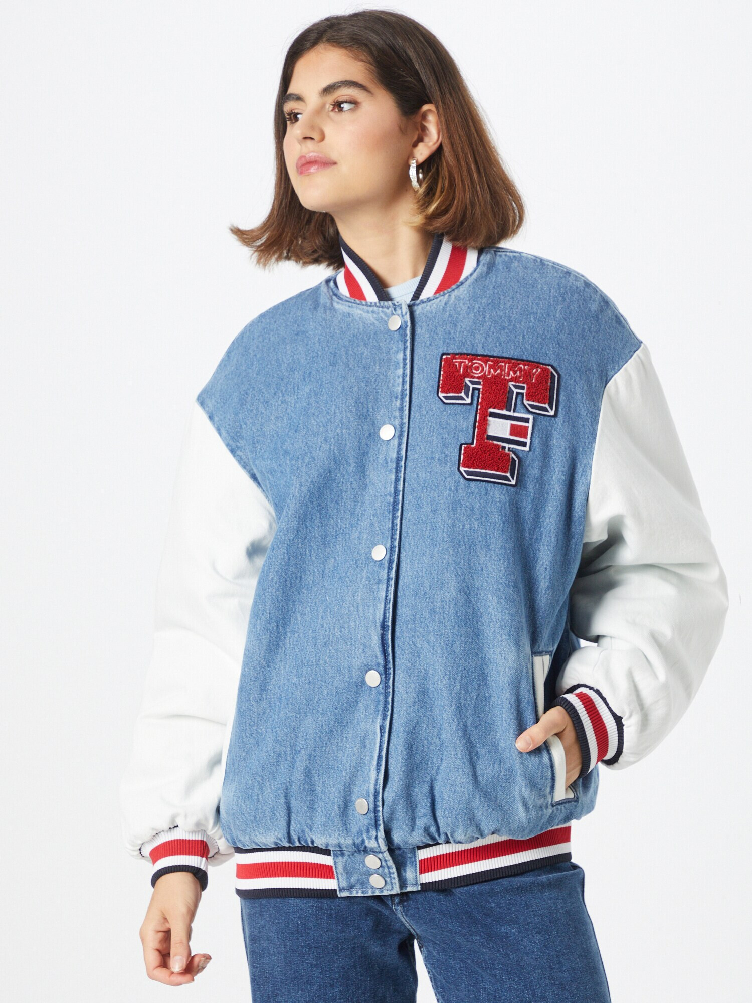 Tommy Jeans Prehodna jakna mornarska / moder denim / ognjeno rdeča / bela - Pepit.si