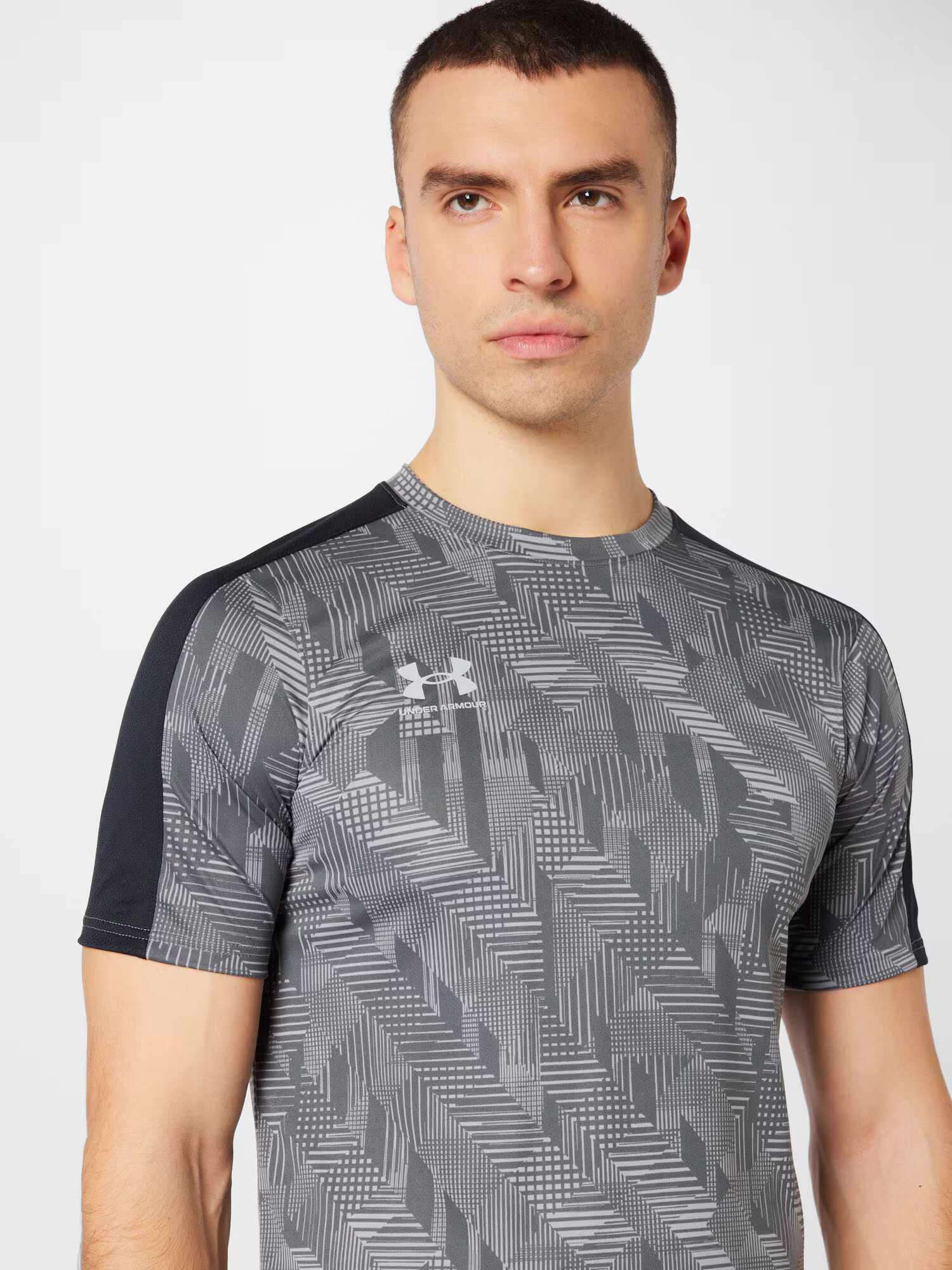 UNDER ARMOUR Funkcionalna majica 'Challenger' siva / antracit / bela - Pepit.si