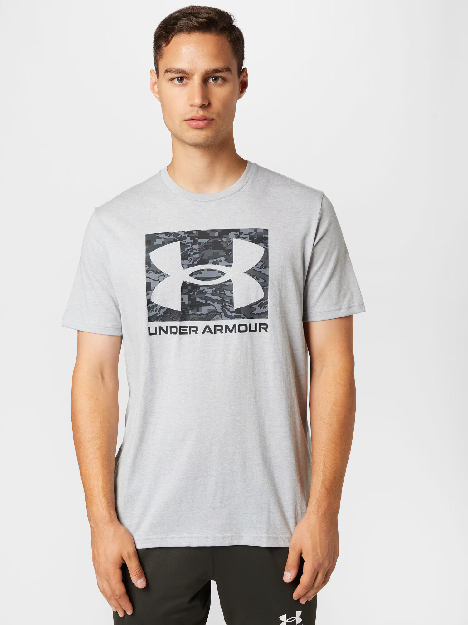 UNDER ARMOUR Funkcionalna majica pegasto siva / črna - Pepit.si