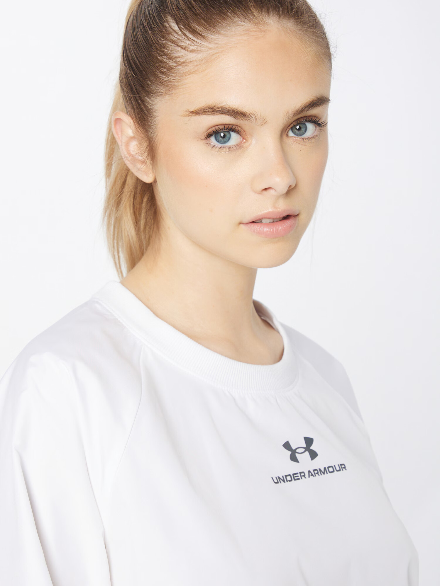 UNDER ARMOUR Športna majica črna / bela - Pepit.si