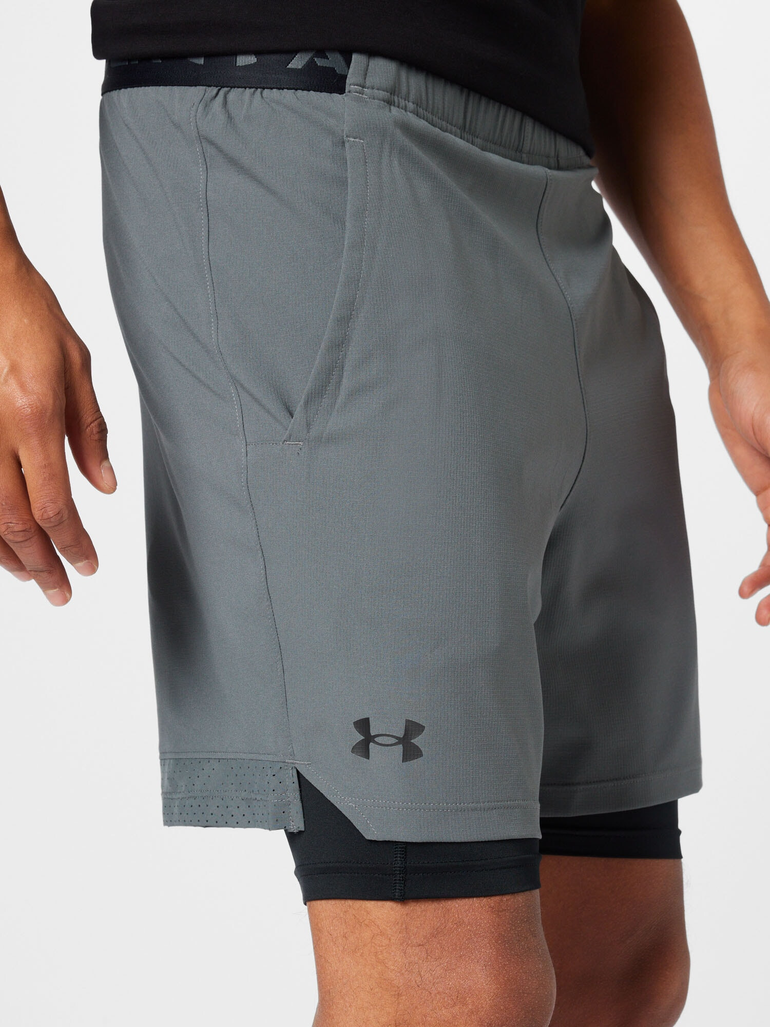 UNDER ARMOUR Športne hlače 'Vanish' siva / črna - Pepit.si