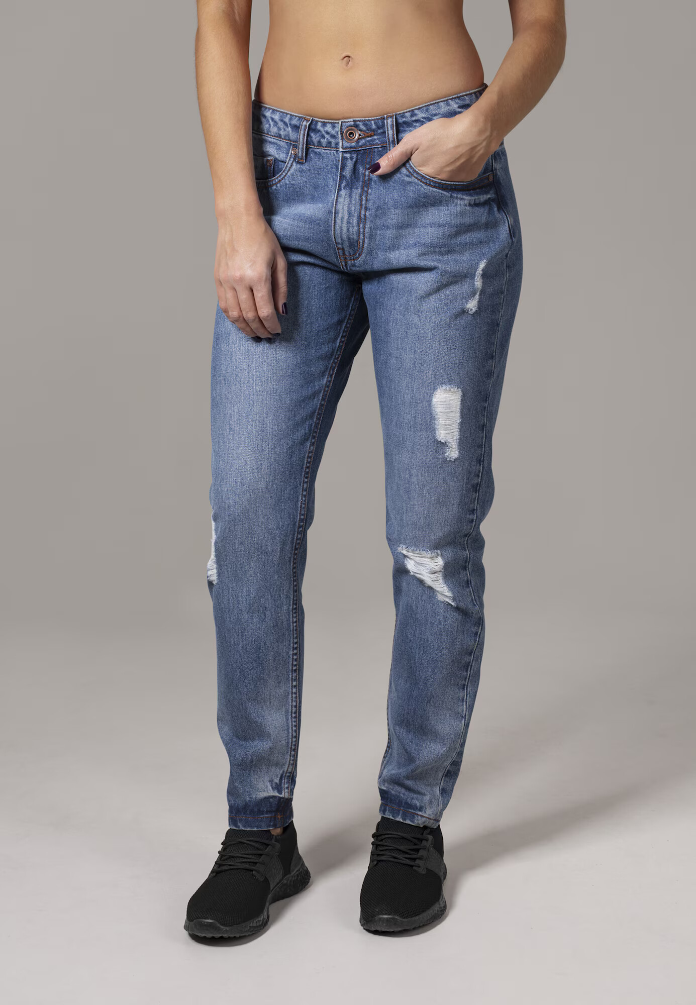 Urban Classics Kavbojke 'Boyfriend' moder denim - Pepit.si