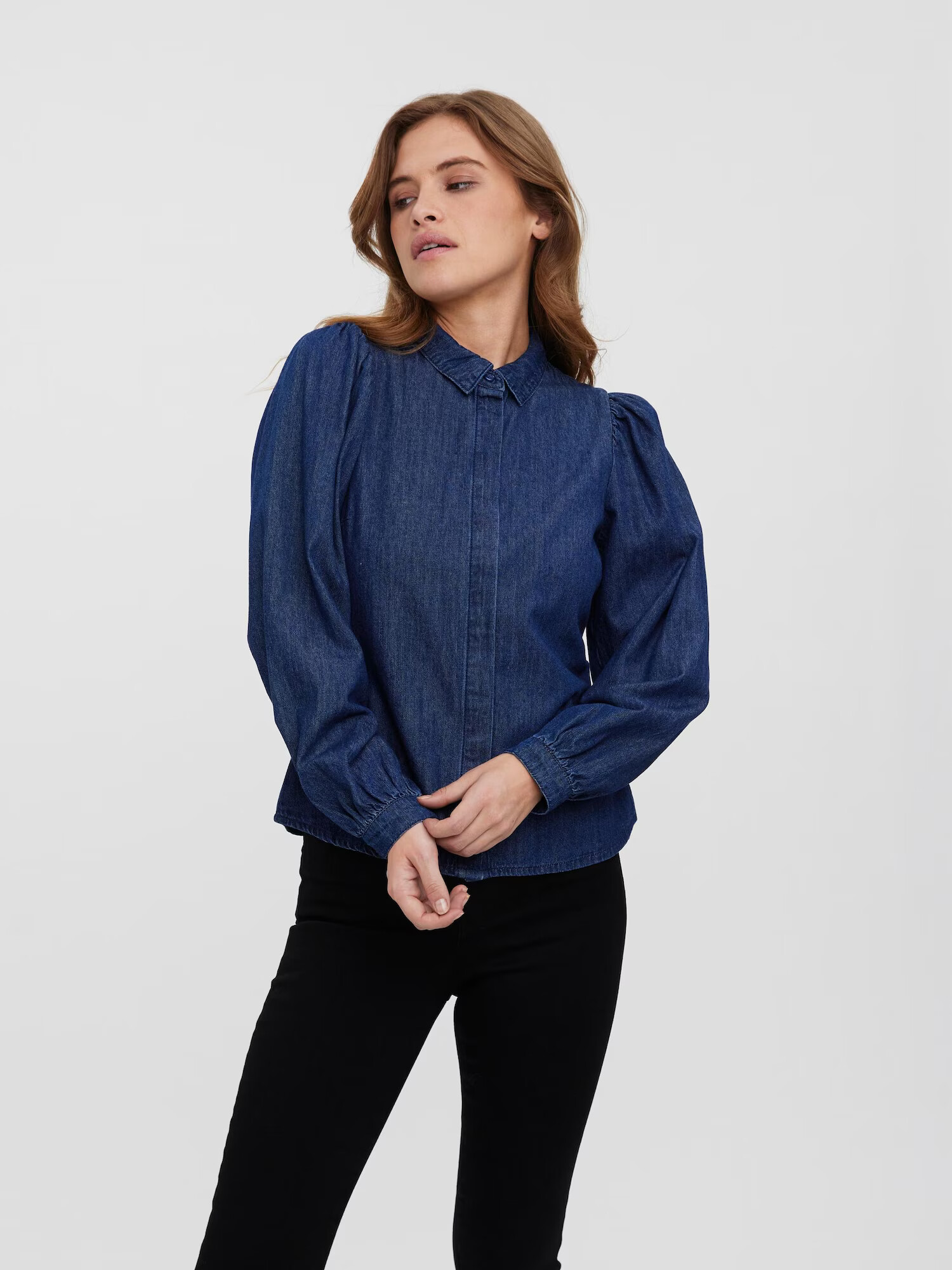 VERO MODA Bluza 'Nily' moder denim / črna / bela - Pepit.si