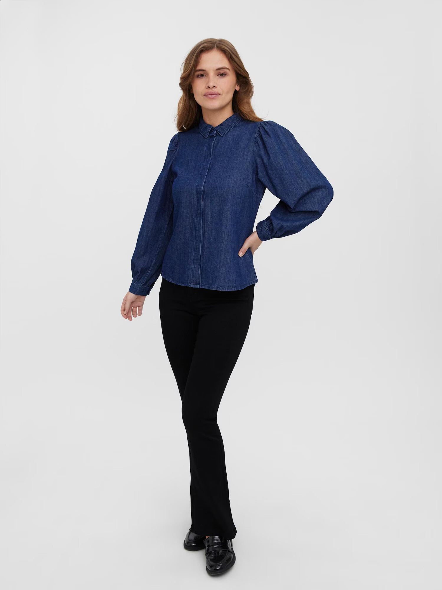 VERO MODA Bluza 'Nily' moder denim / črna / bela - Pepit.si