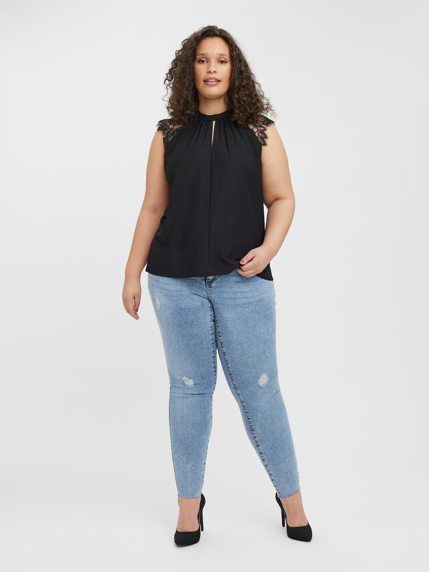 Vero Moda Curve Bluza 'Milla' črna - Pepit.si