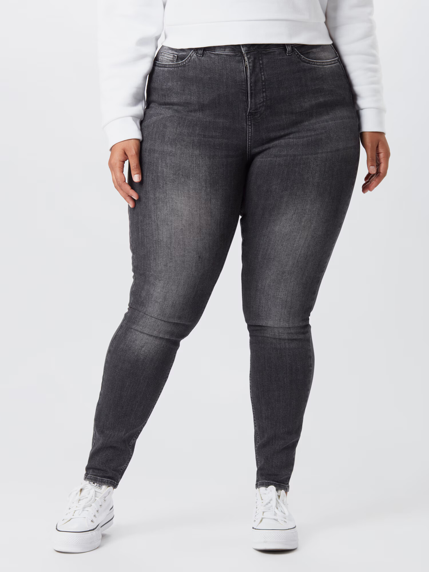 Vero Moda Curve Kavbojke 'LORA' črn denim - Pepit.si